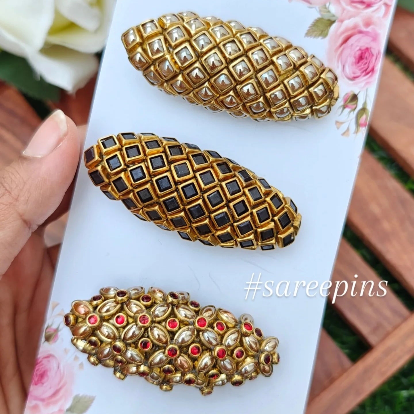 Handmade Kundan Saree Pin