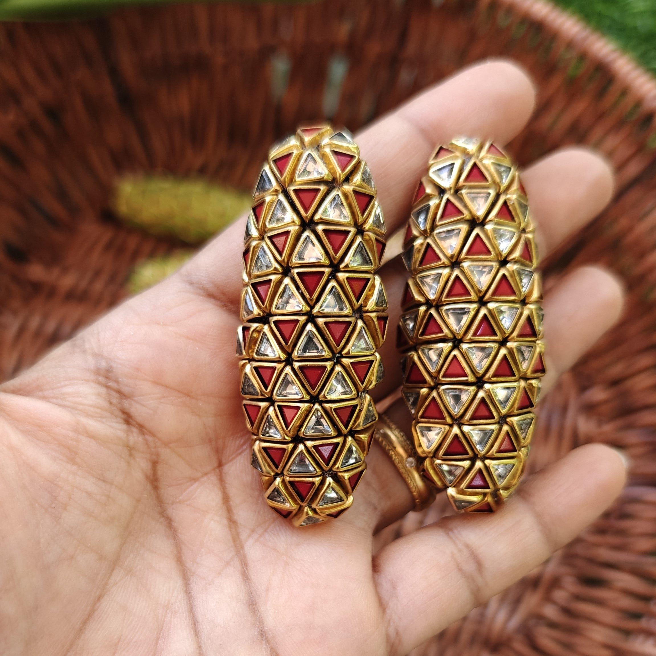 Handmade Kundan Saree Pin