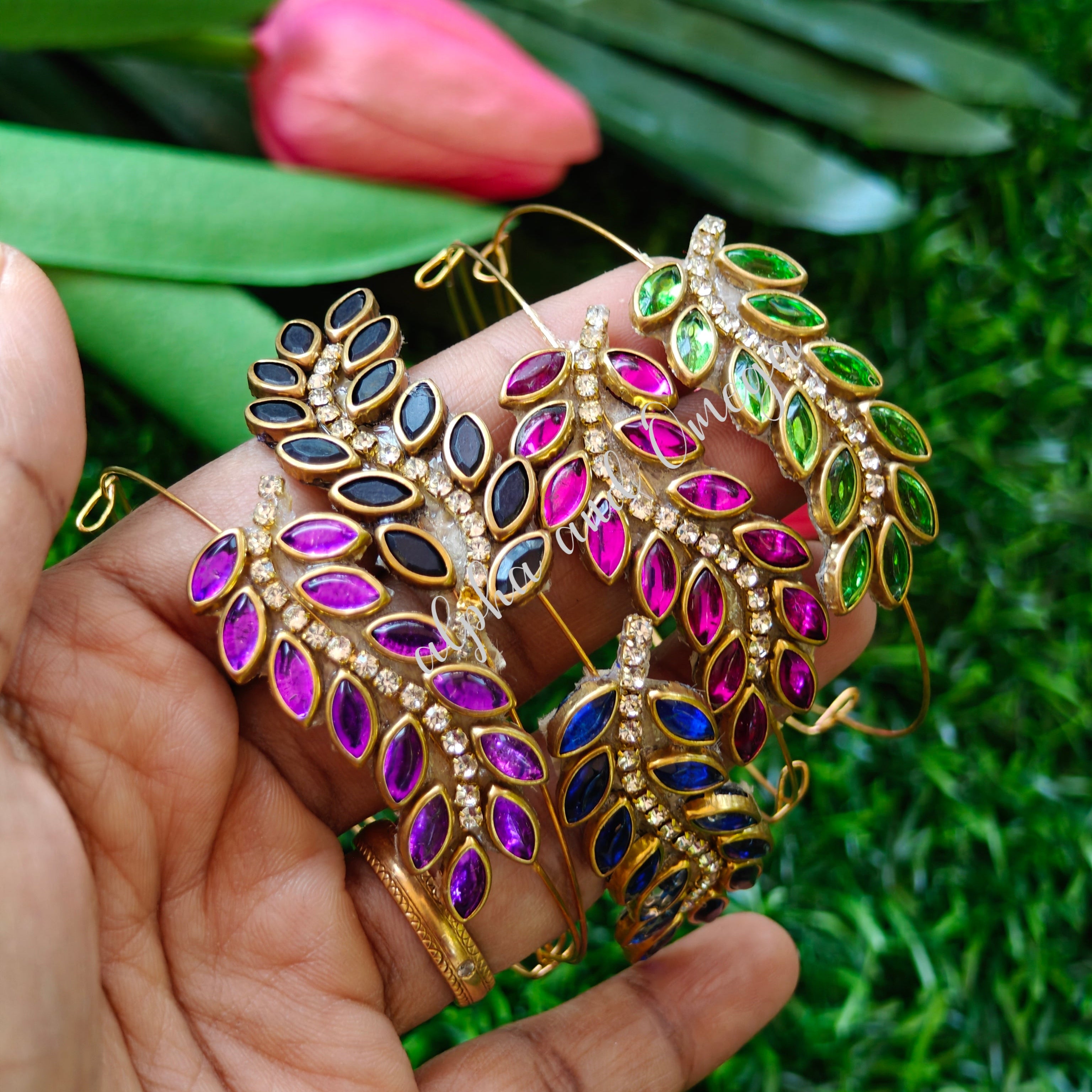 Traditional Invisible Bracelet
