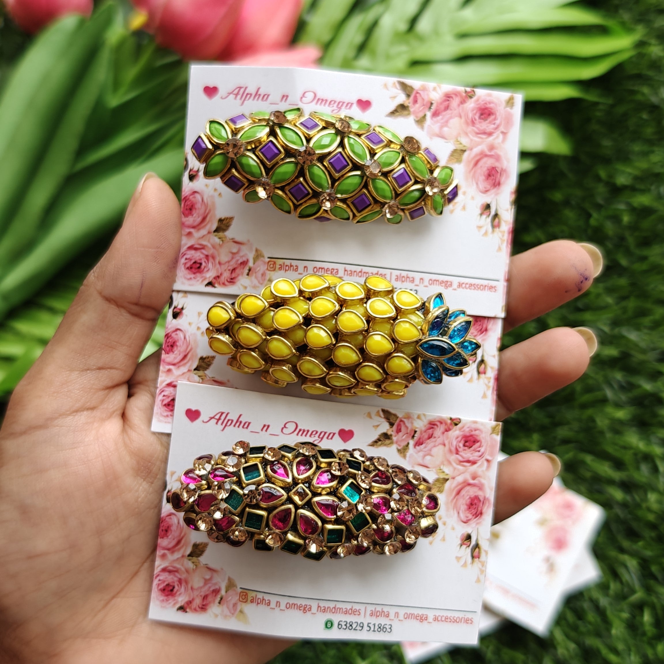 Handmade Kundan Saree Pin