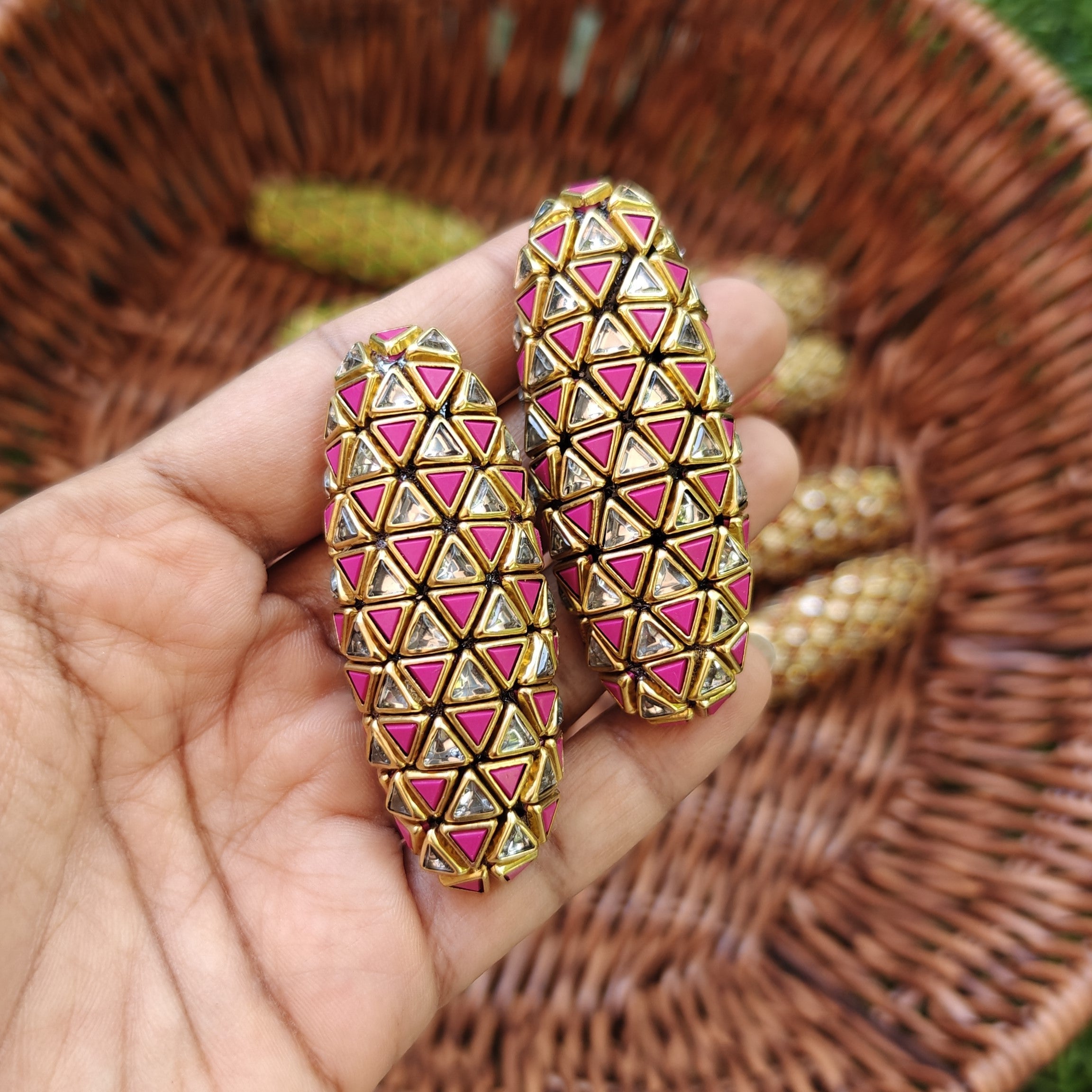 Handmade Kundan Saree Pin