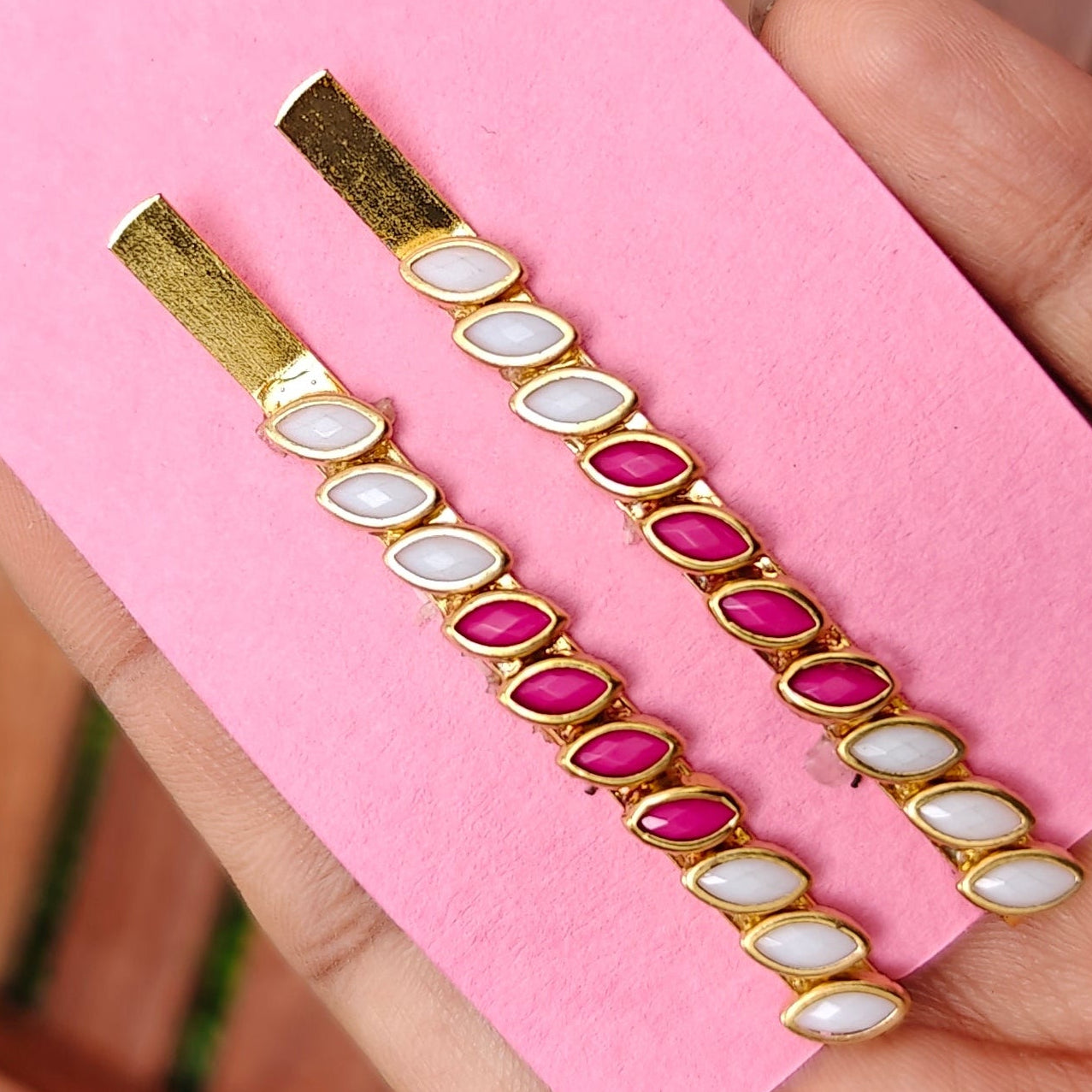 Traditional slide pins