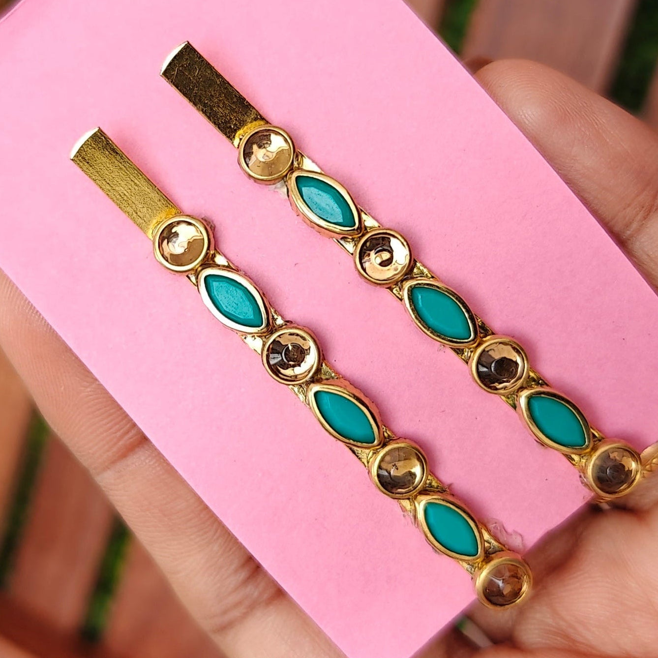 Traditional slide pins