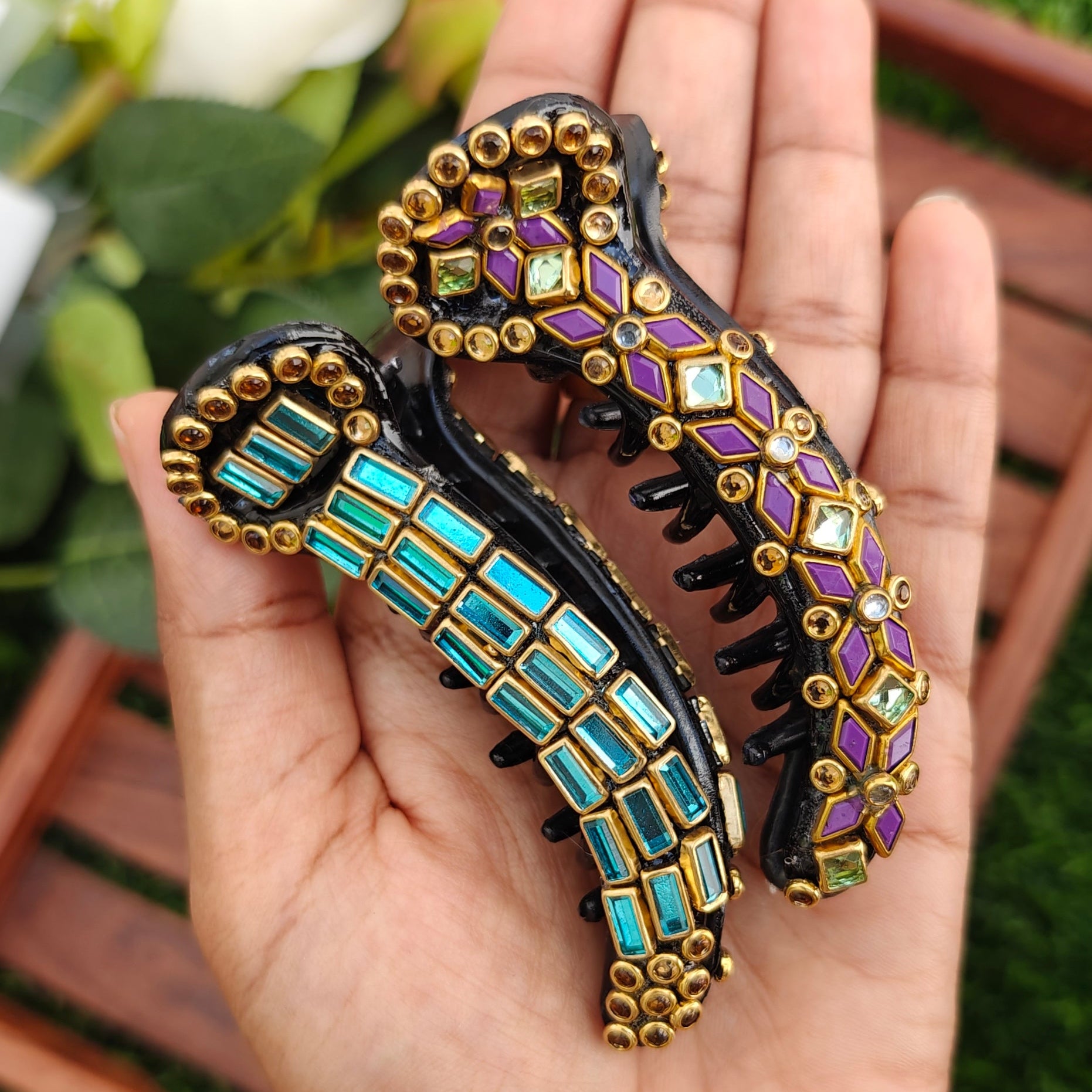 Traditional Banana Clips