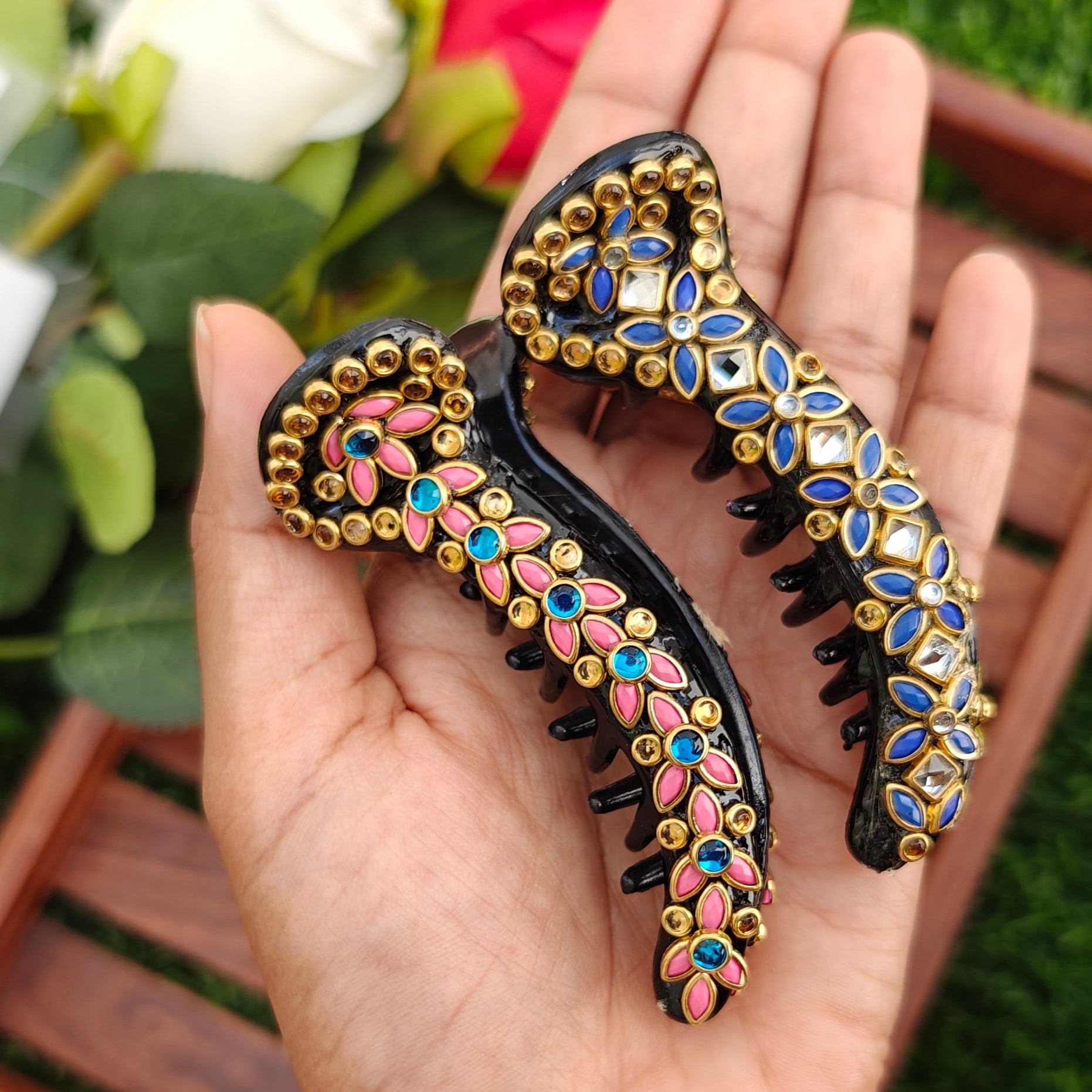 Traditional Banana Clips