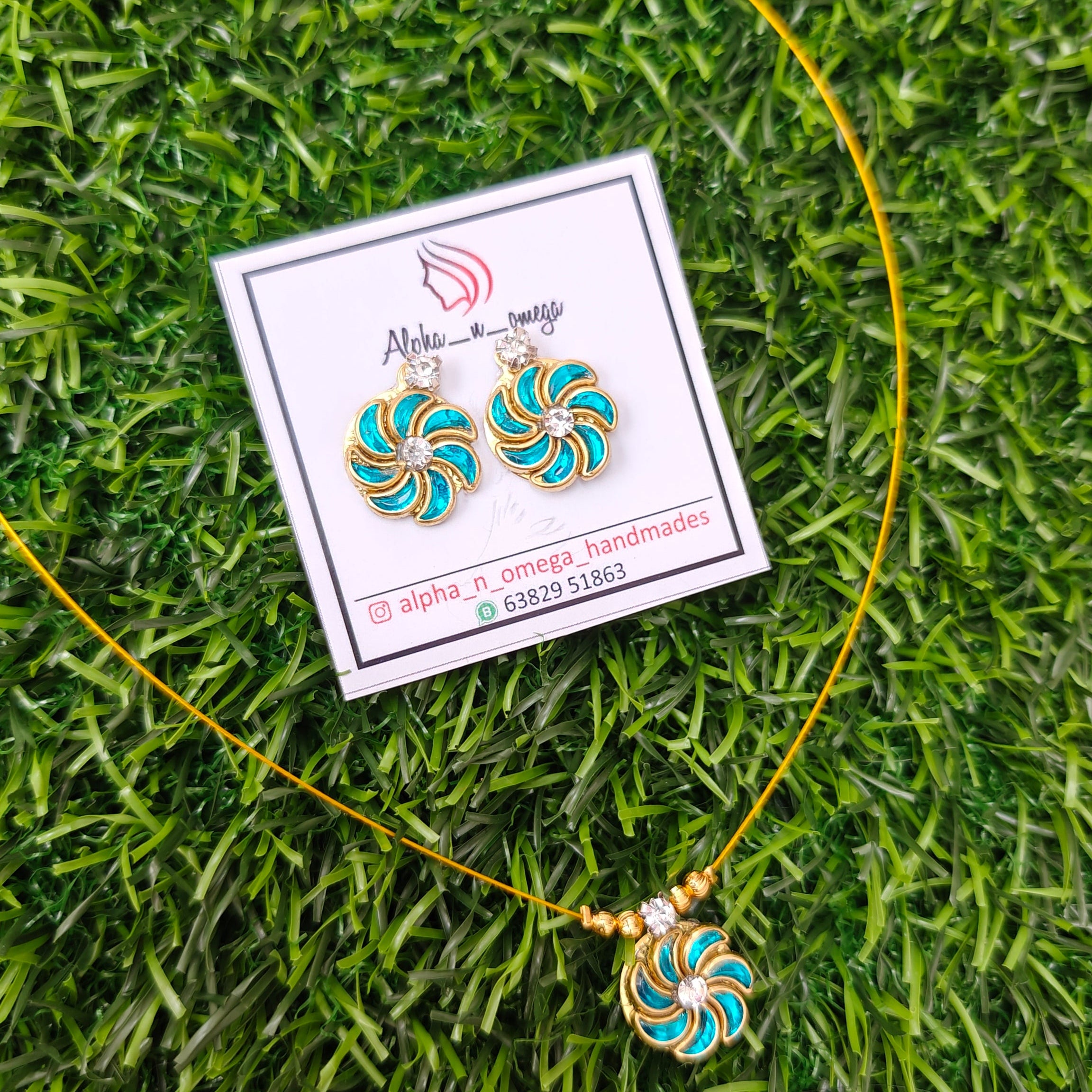 Kundan Invisible Chain