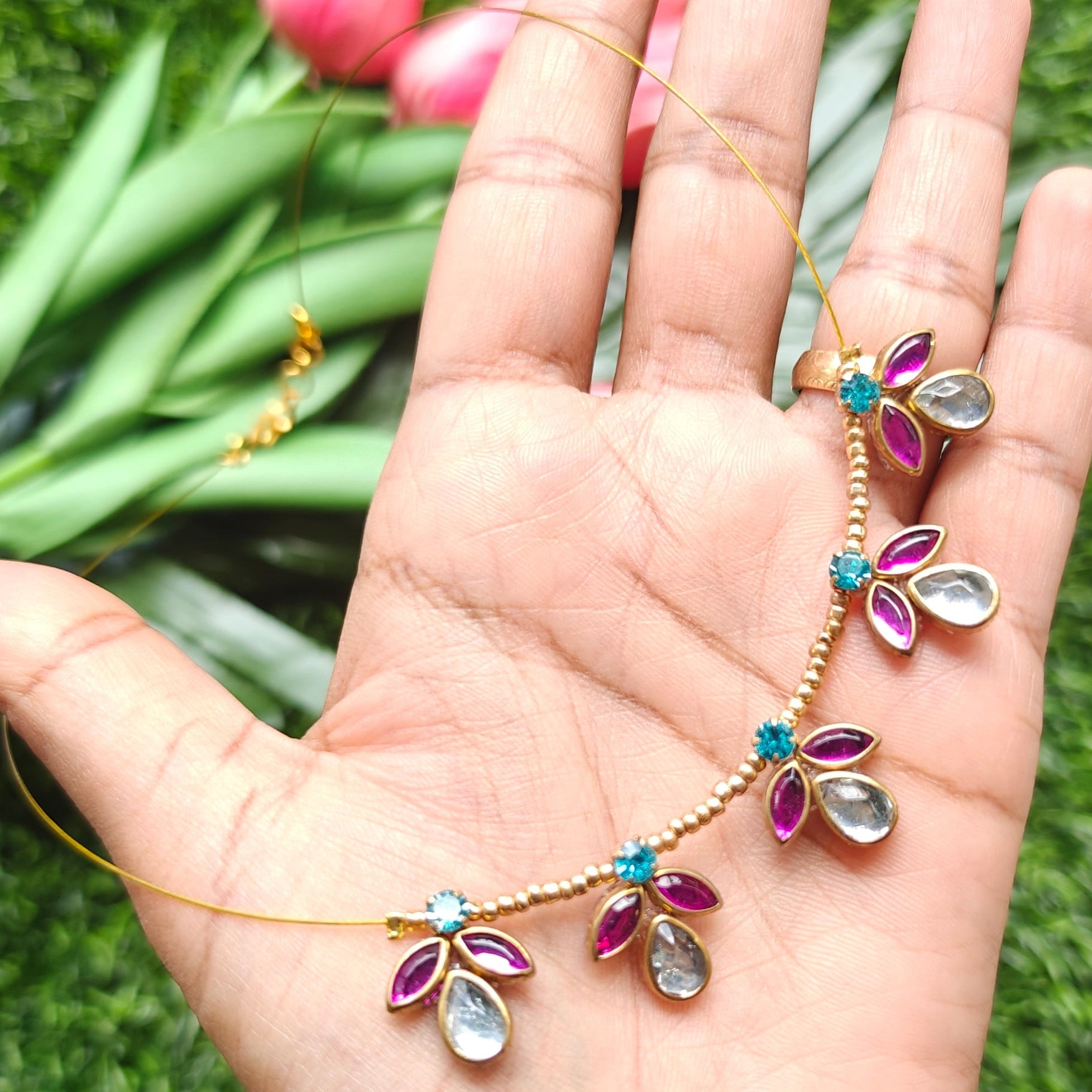 Kundan Invisible Chain