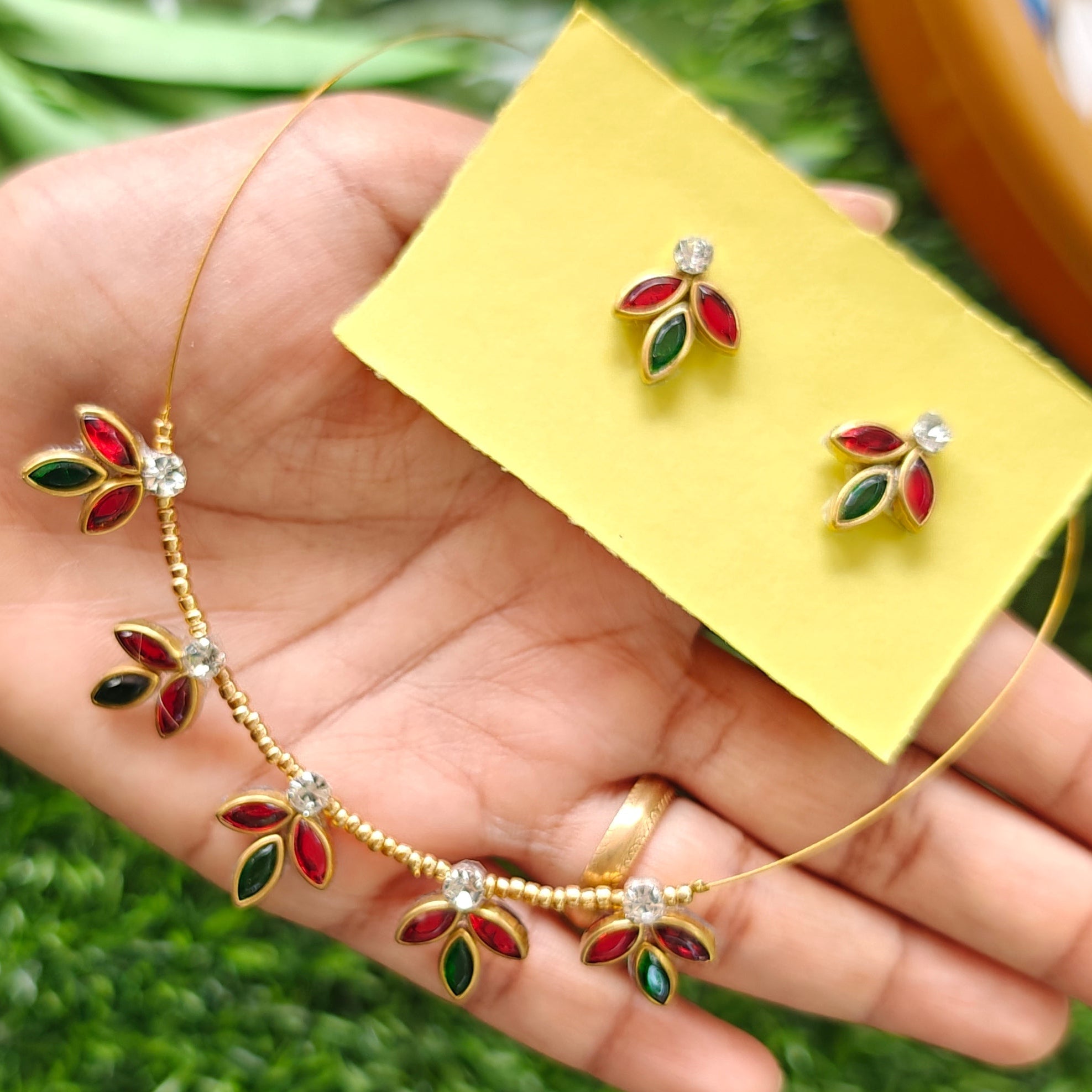 Kundan Invisible Chain