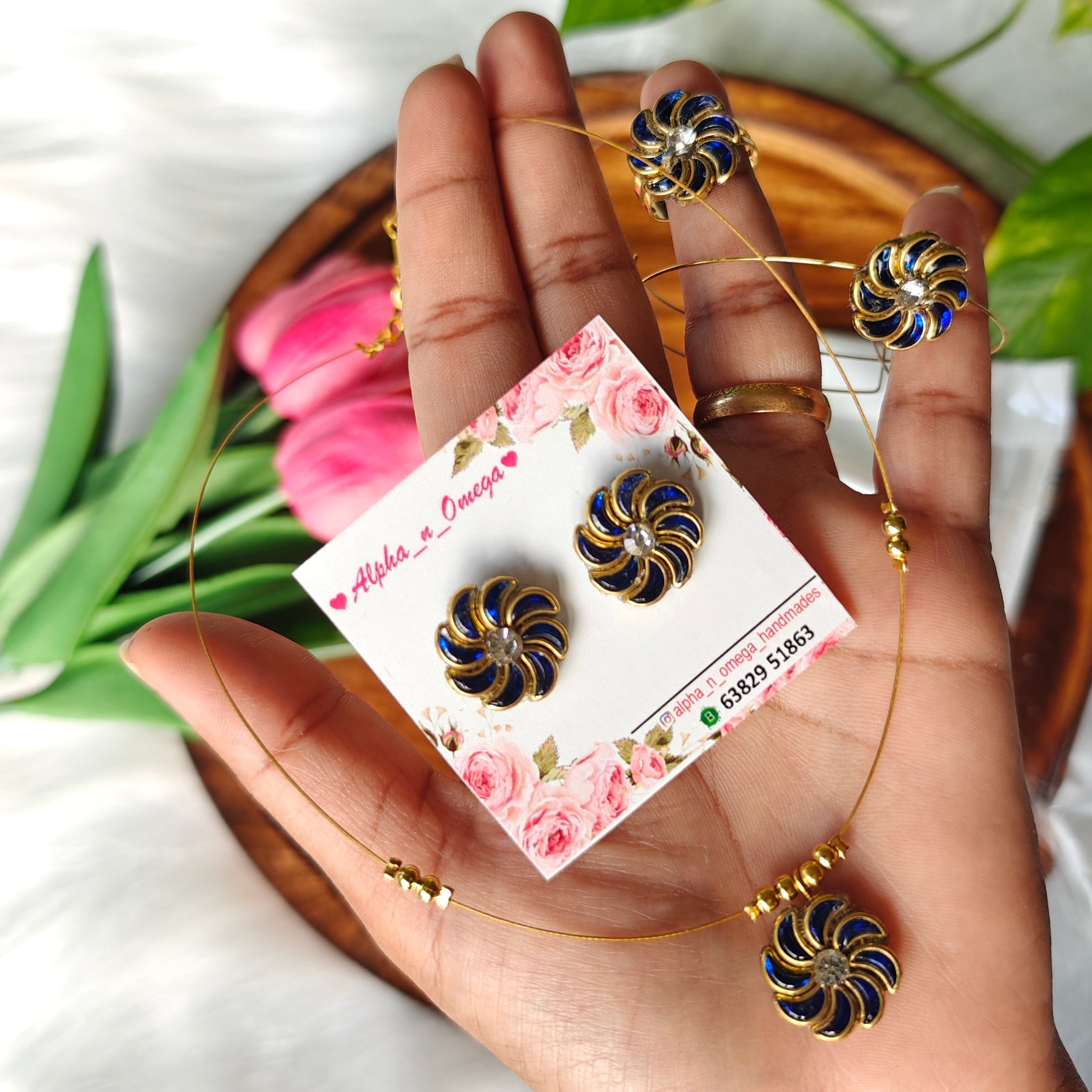 Kundan Invisible Chain