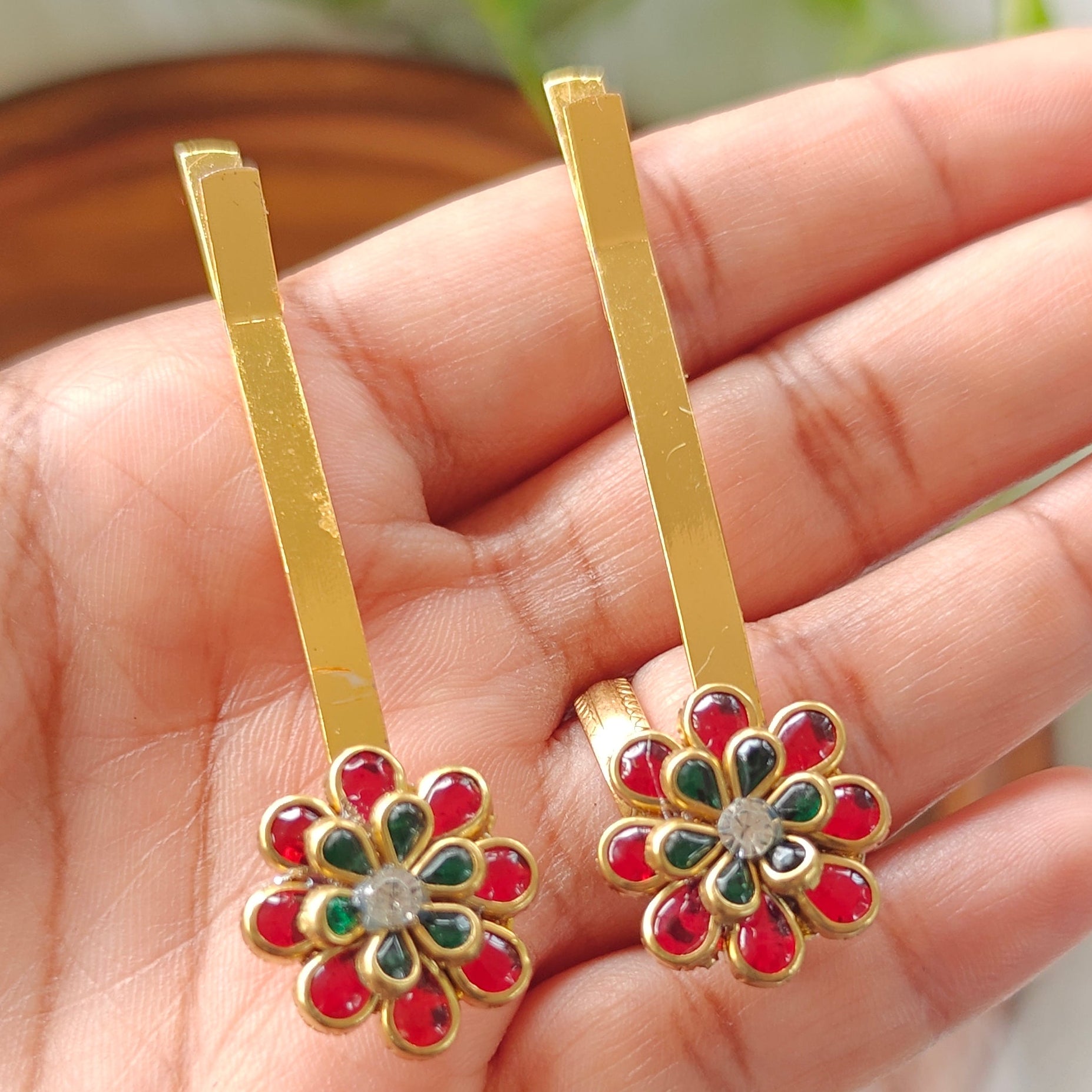 Traditional slide pins