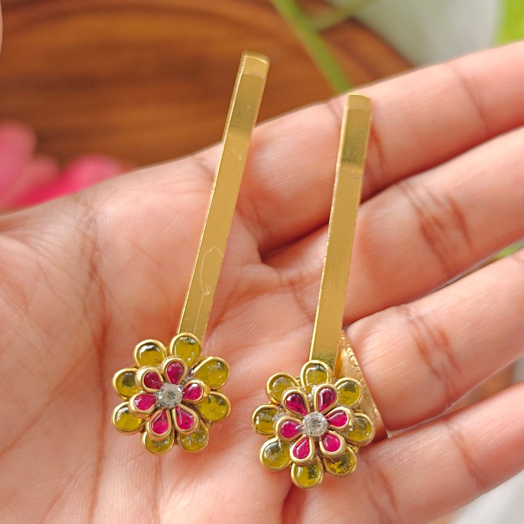 Traditional slide pins