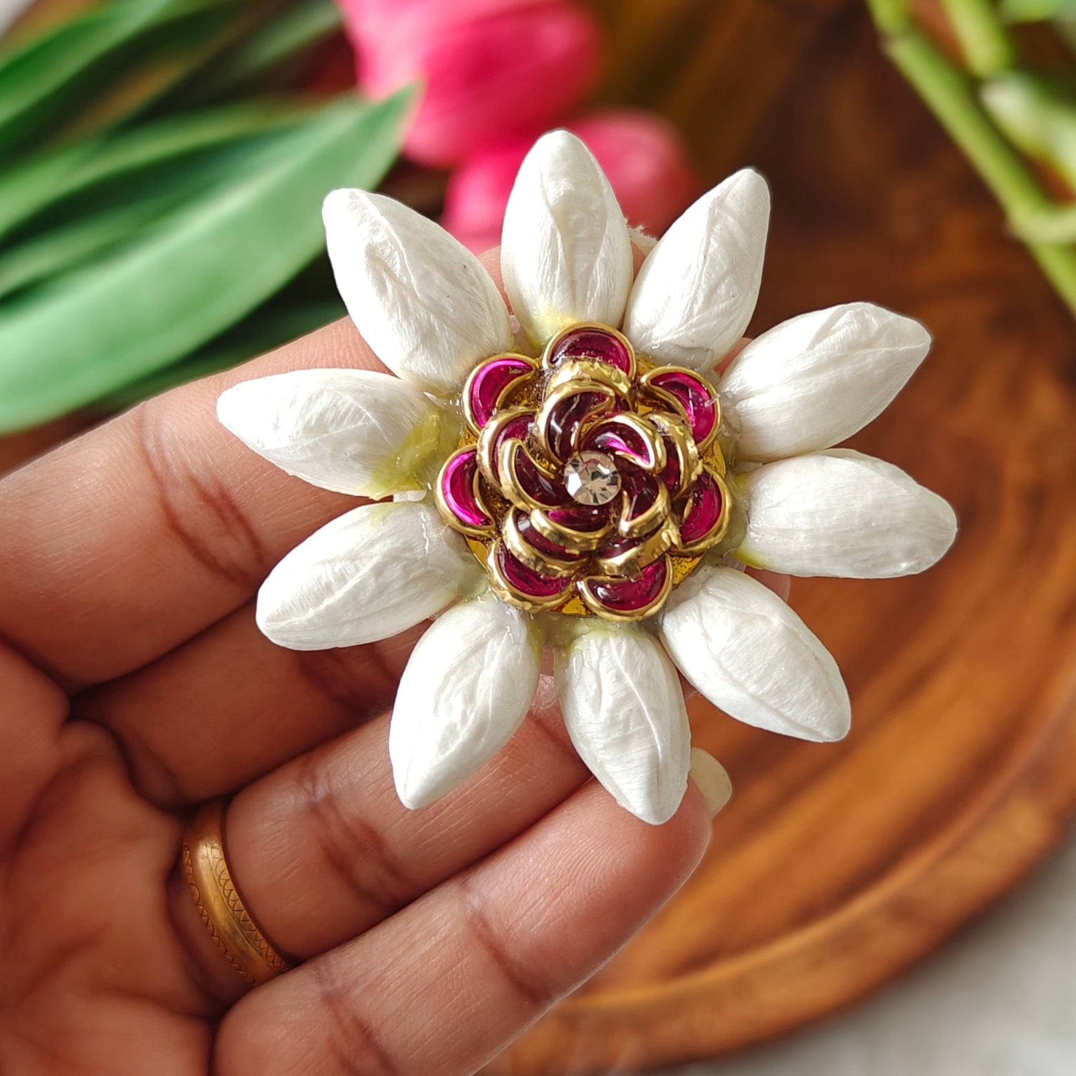 Artificial Jasmine centre clip