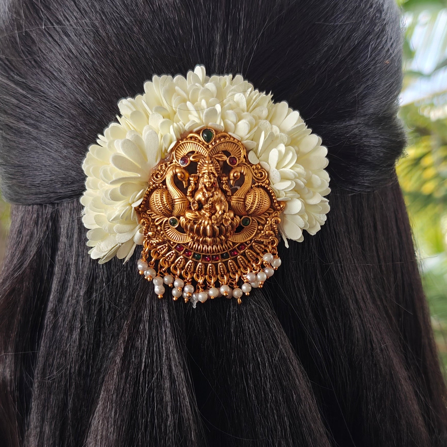 Handcrafted Mullai Hair Clip with Antique Lakshmi Centerpiece