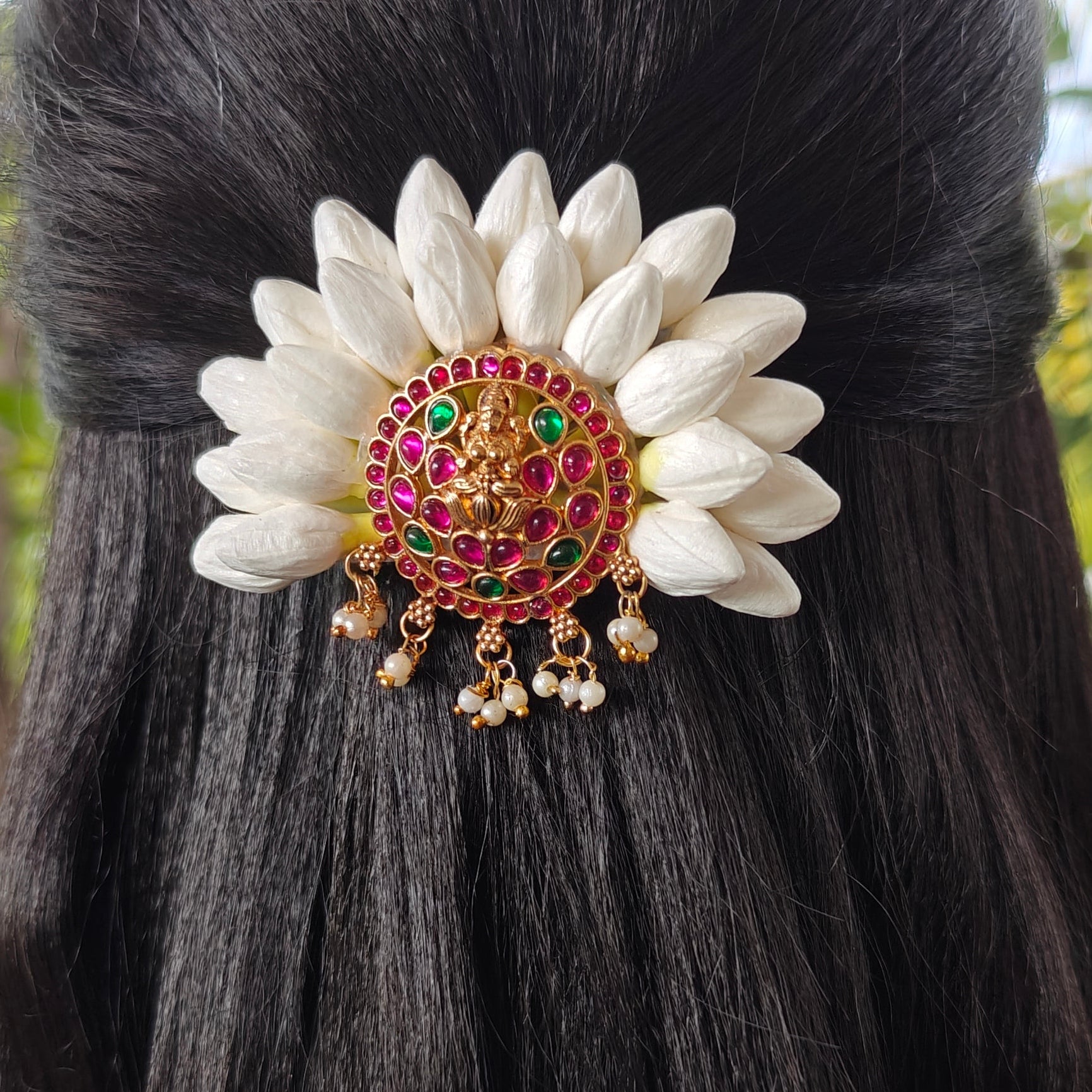 Handcrafted Malli Hair Clip with Antique Lakshmi Centerpiece