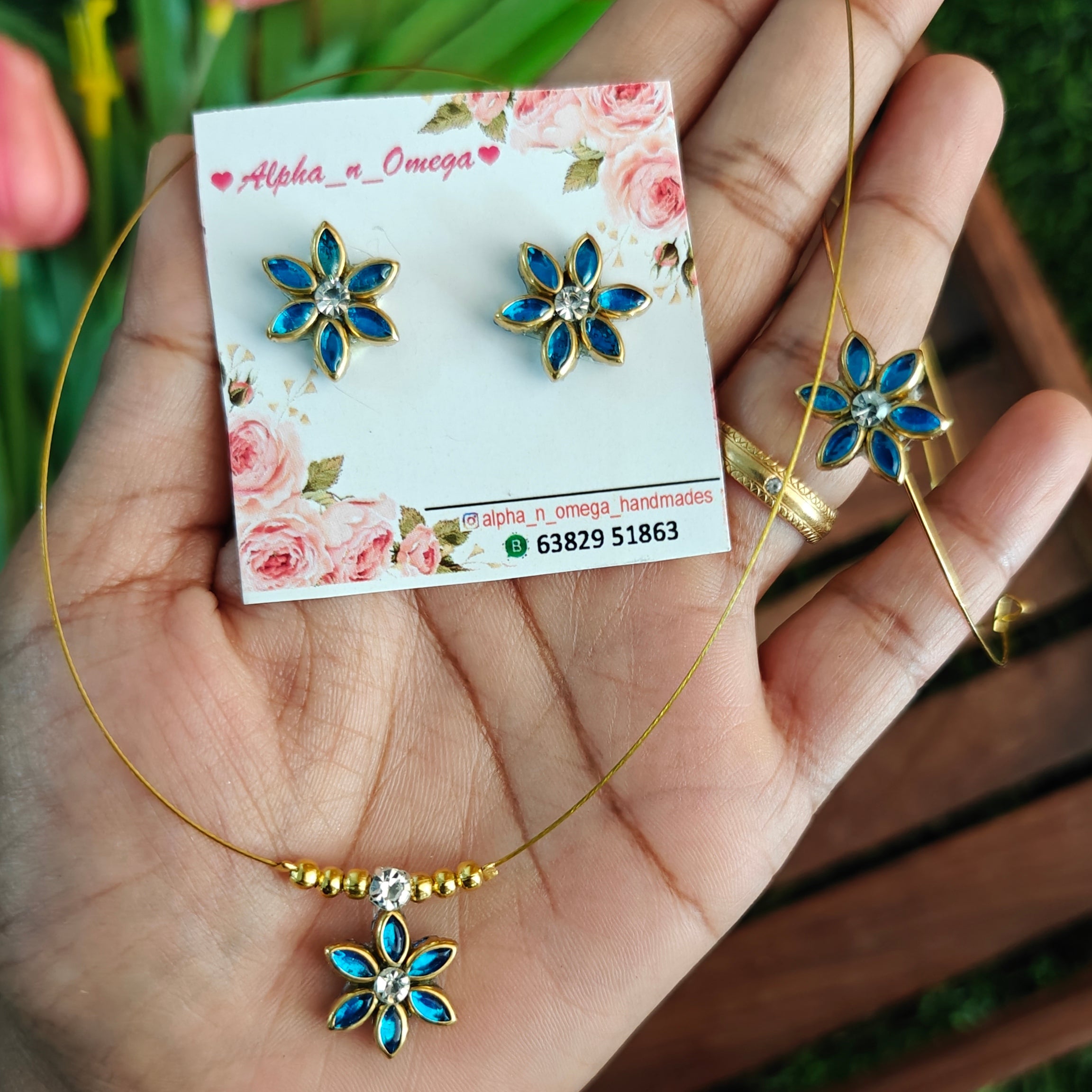 Kundan Invisible Chain
