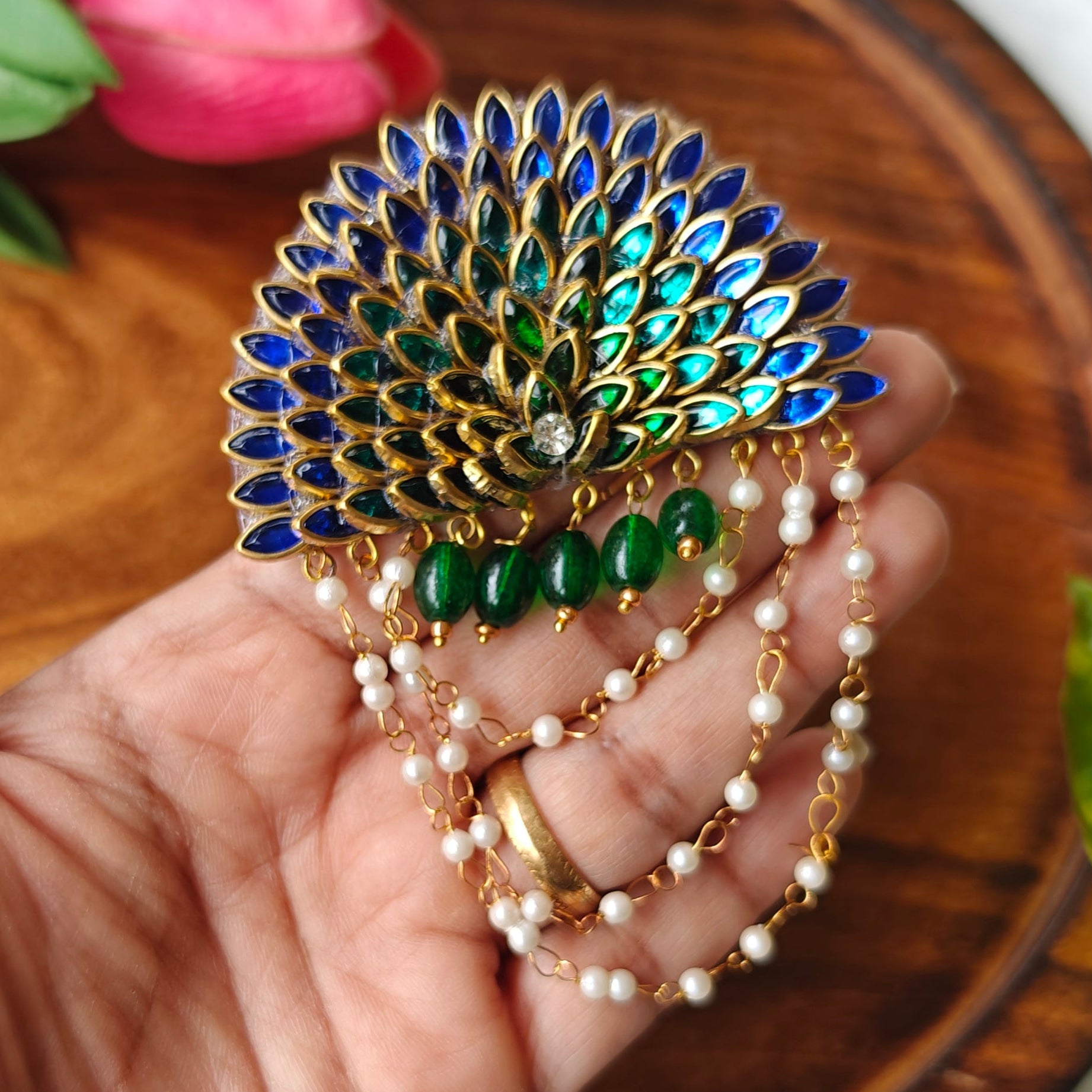 Traditional Jada Billa