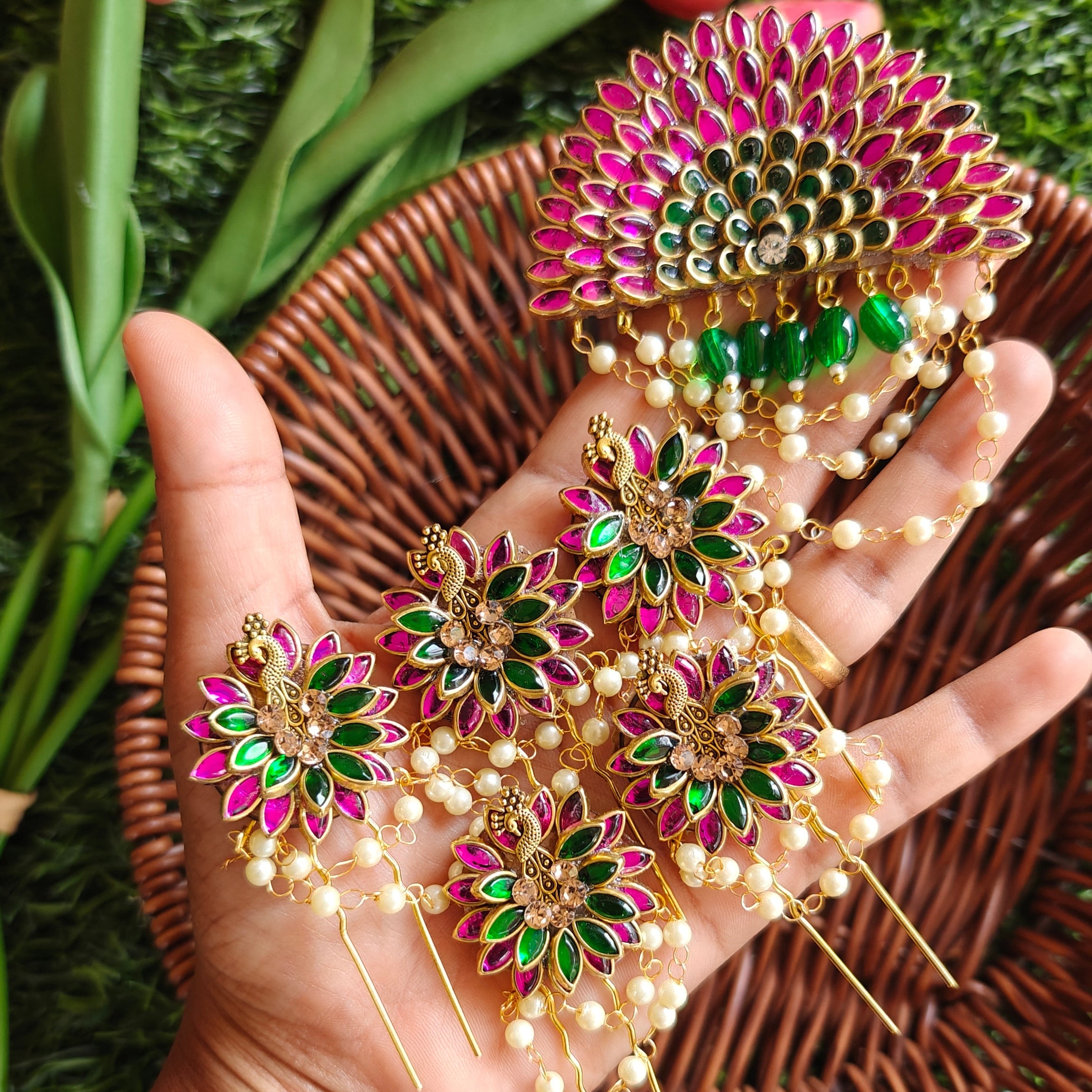 Traditional Jada Billa