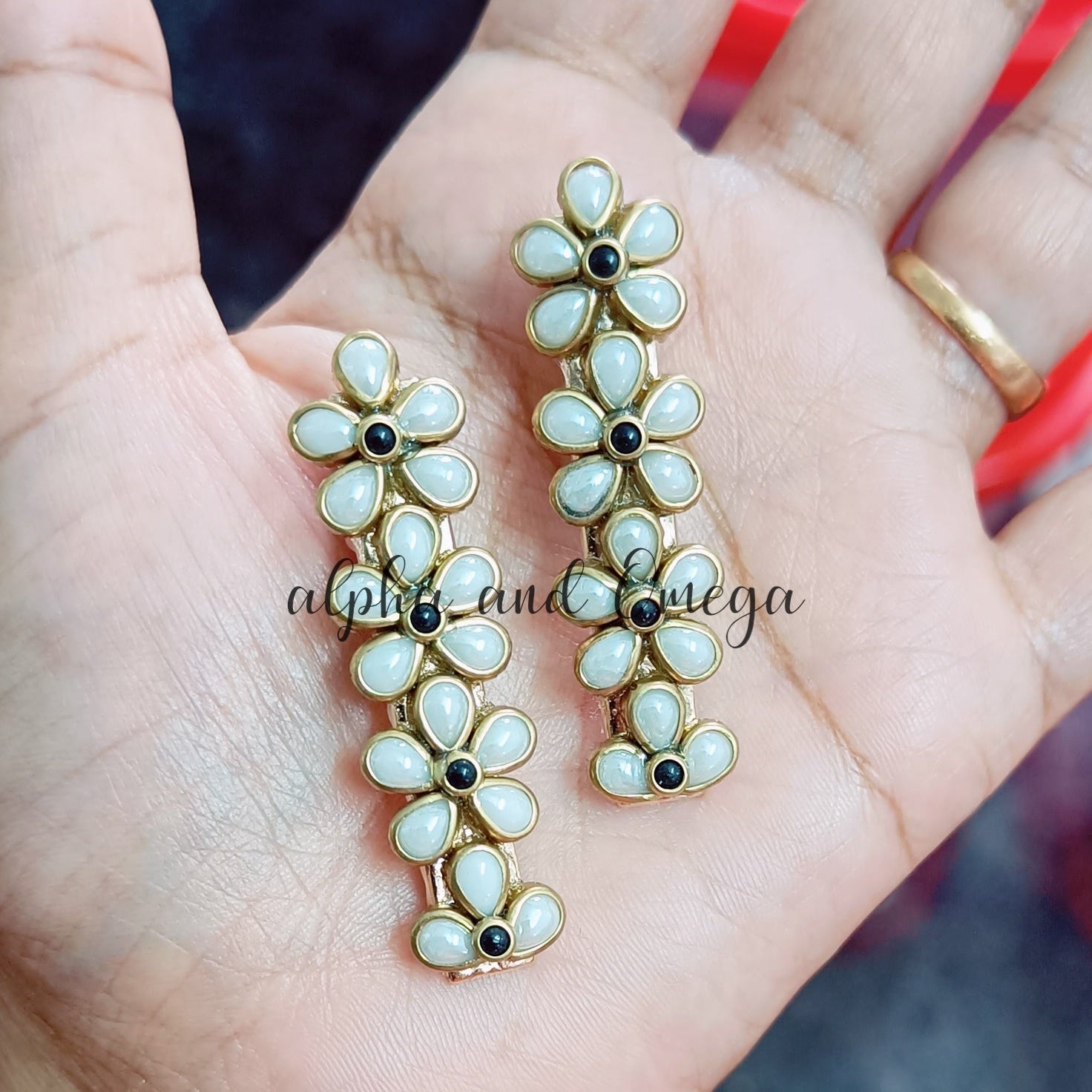 Traditional Floral Kids Hair Clips