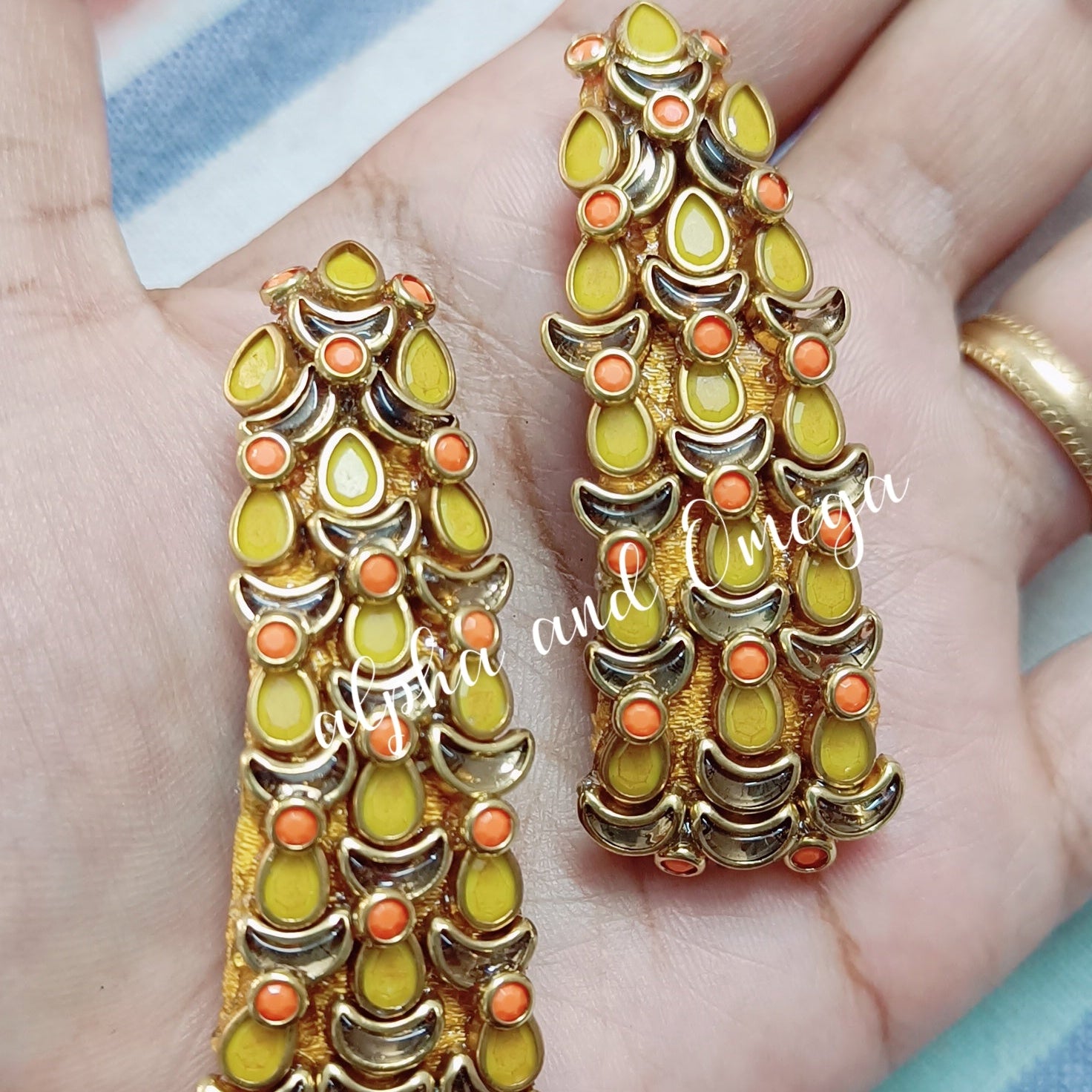 Traditional Floral kids Hair Clip