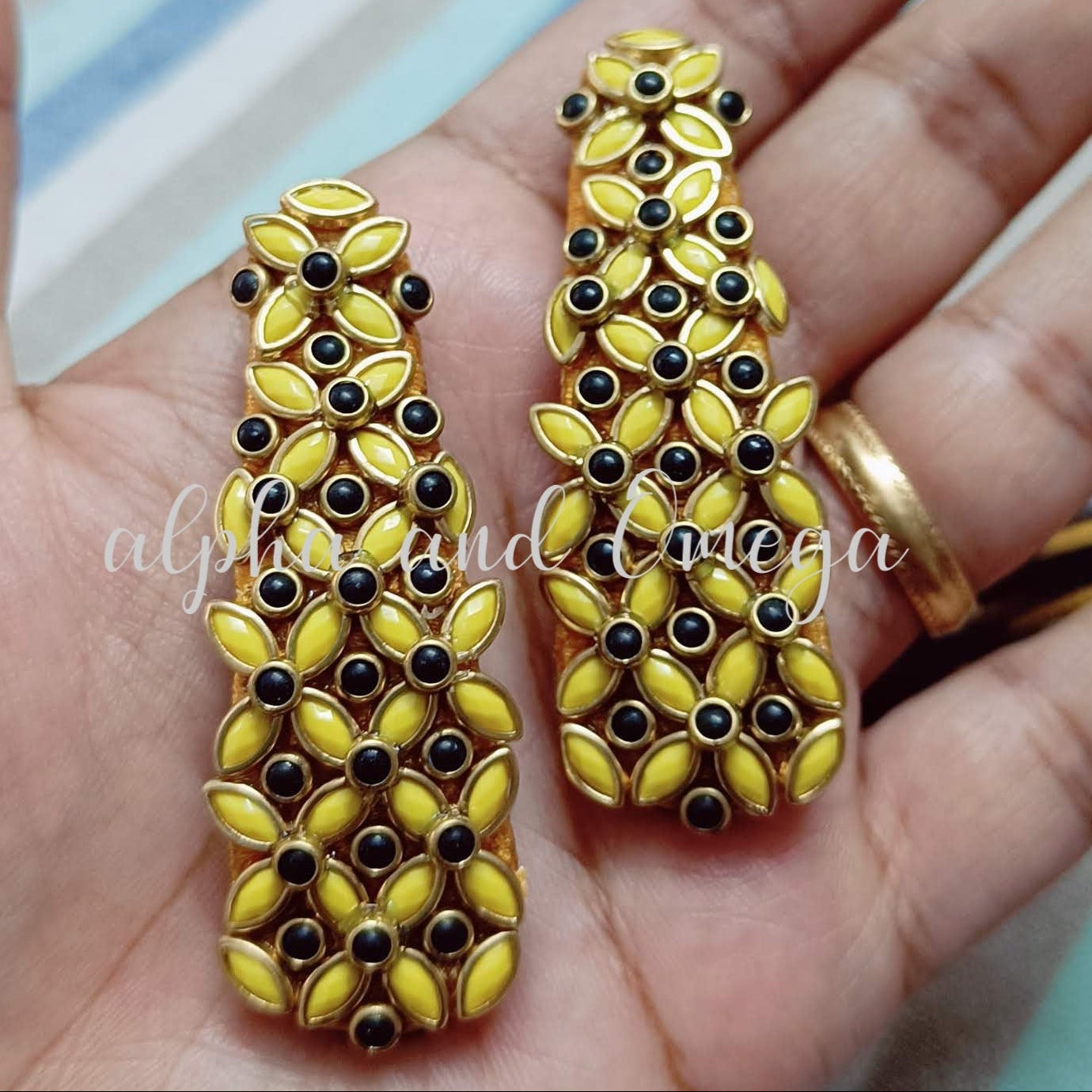 Traditional Floral kids Hair Clip