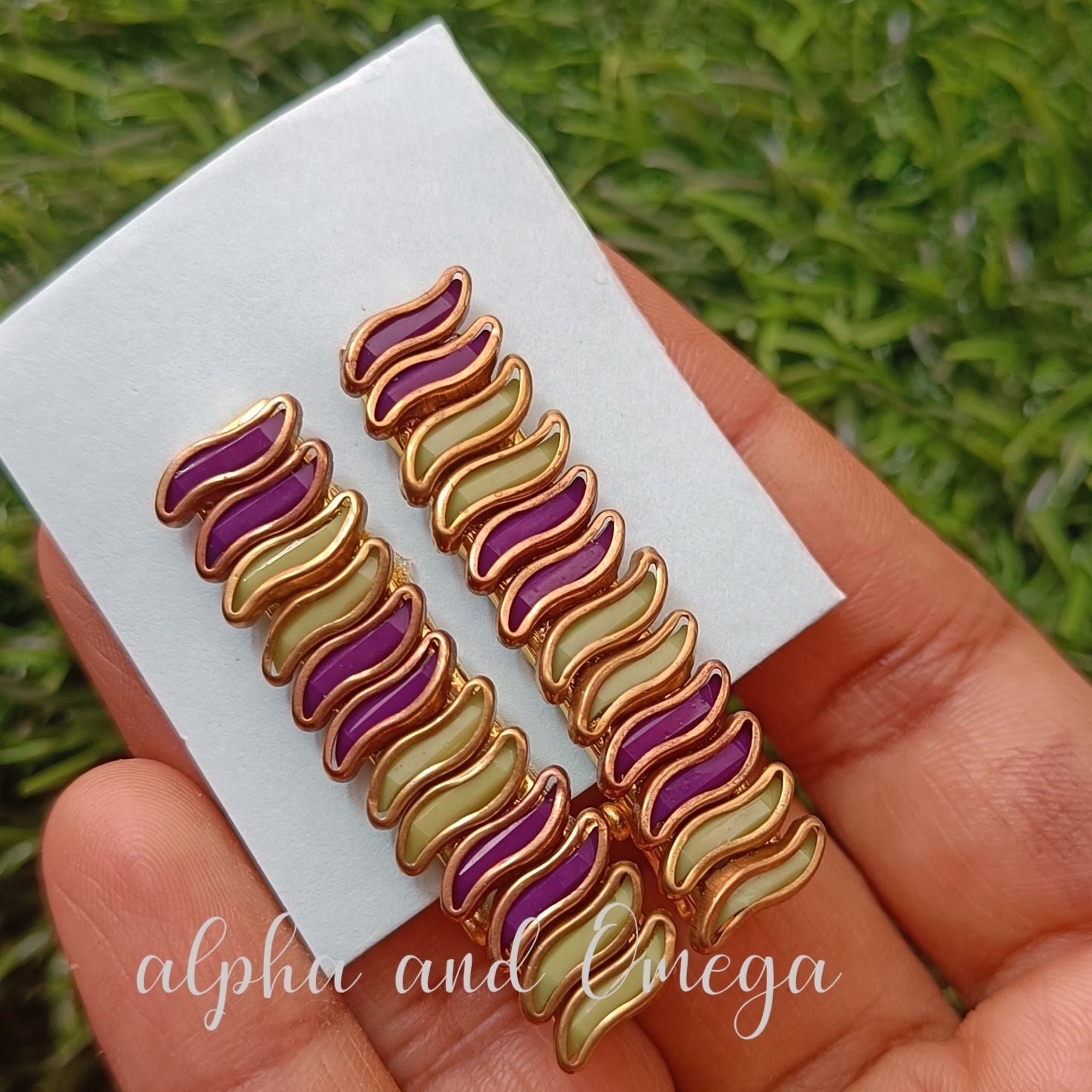 Traditional Floral Kids Hair Clips