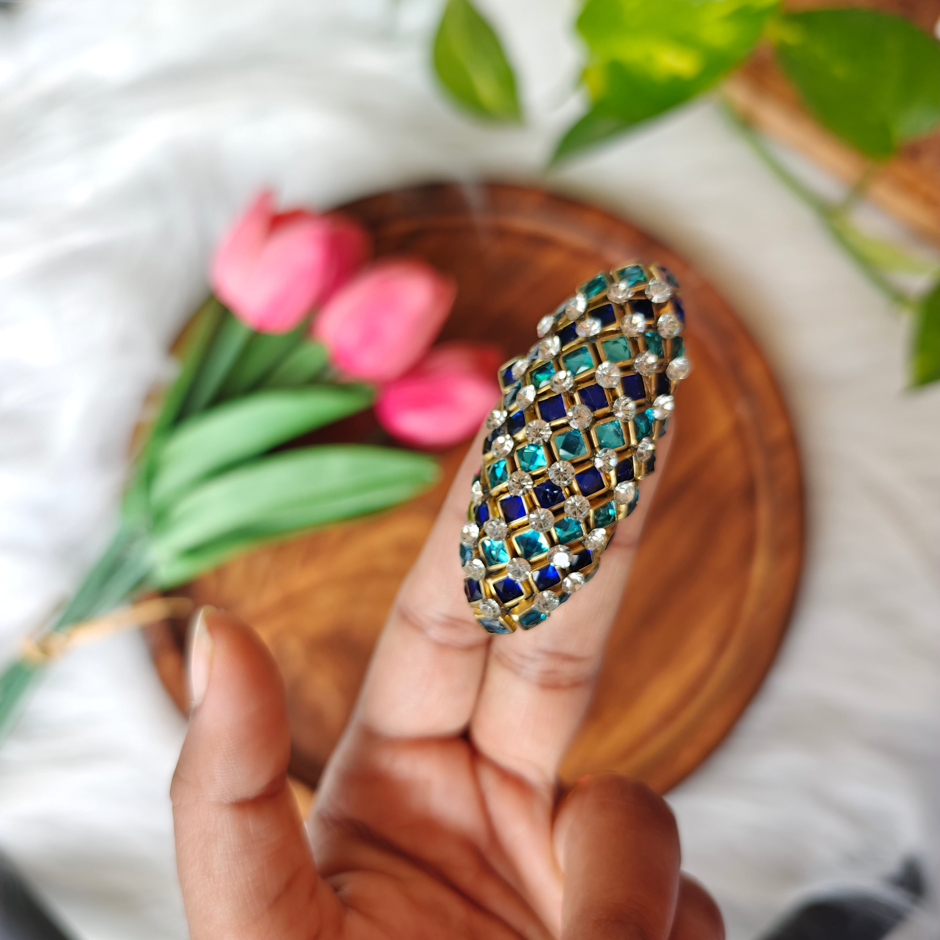 Handmade Kundan Saree Pin