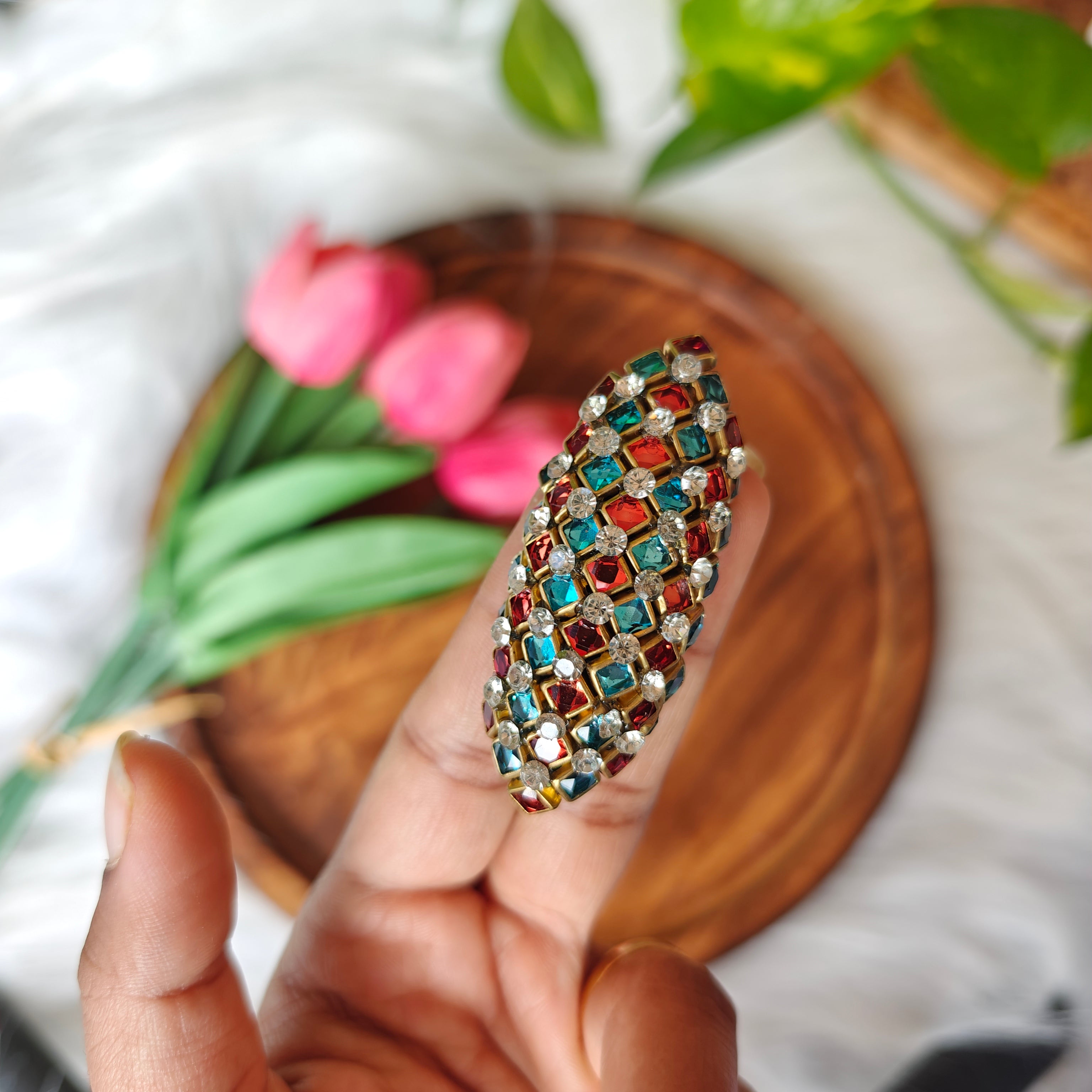 Handmade Kundan Saree Pin