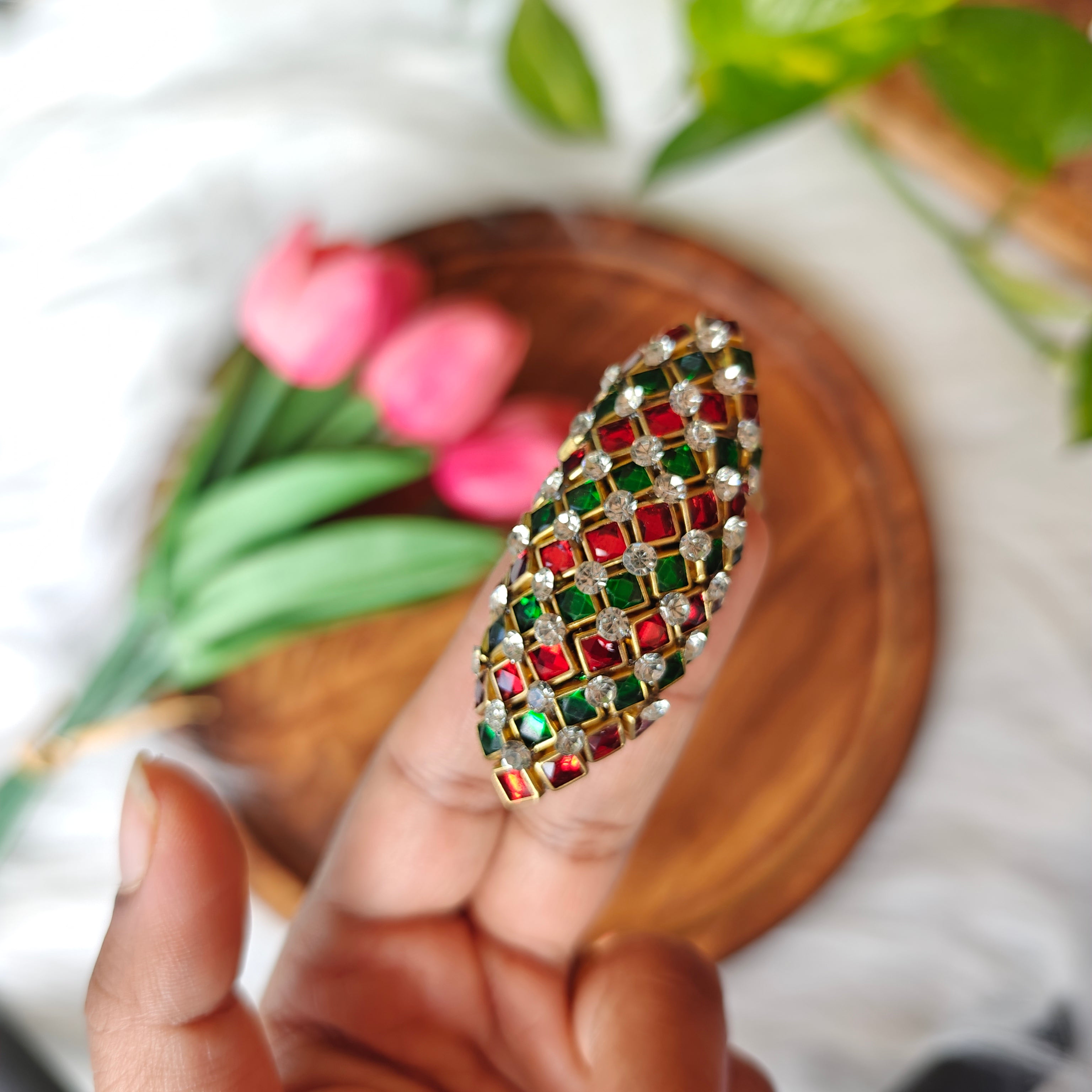 Handmade Kundan Saree Pin