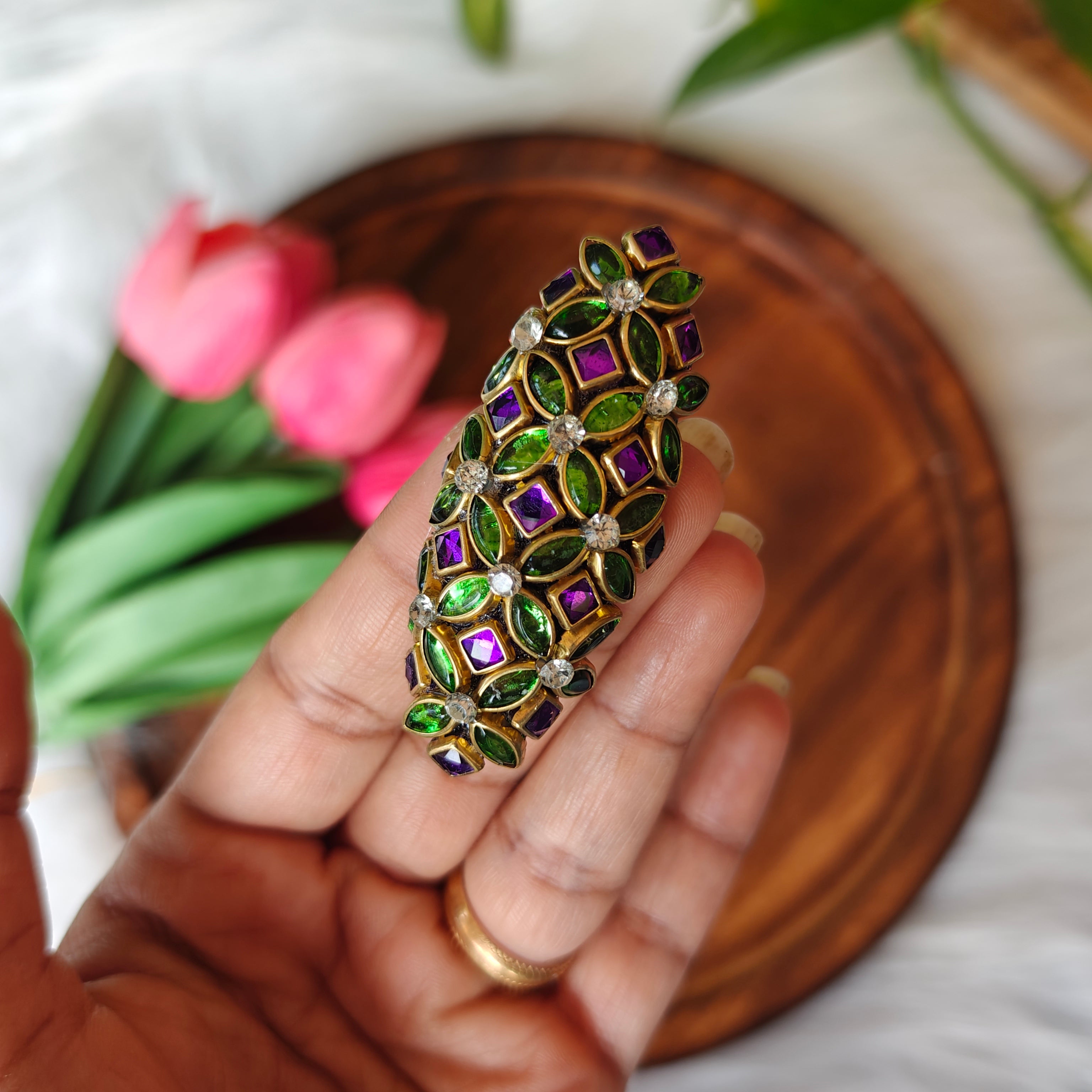Handmade Kundan Saree Pin