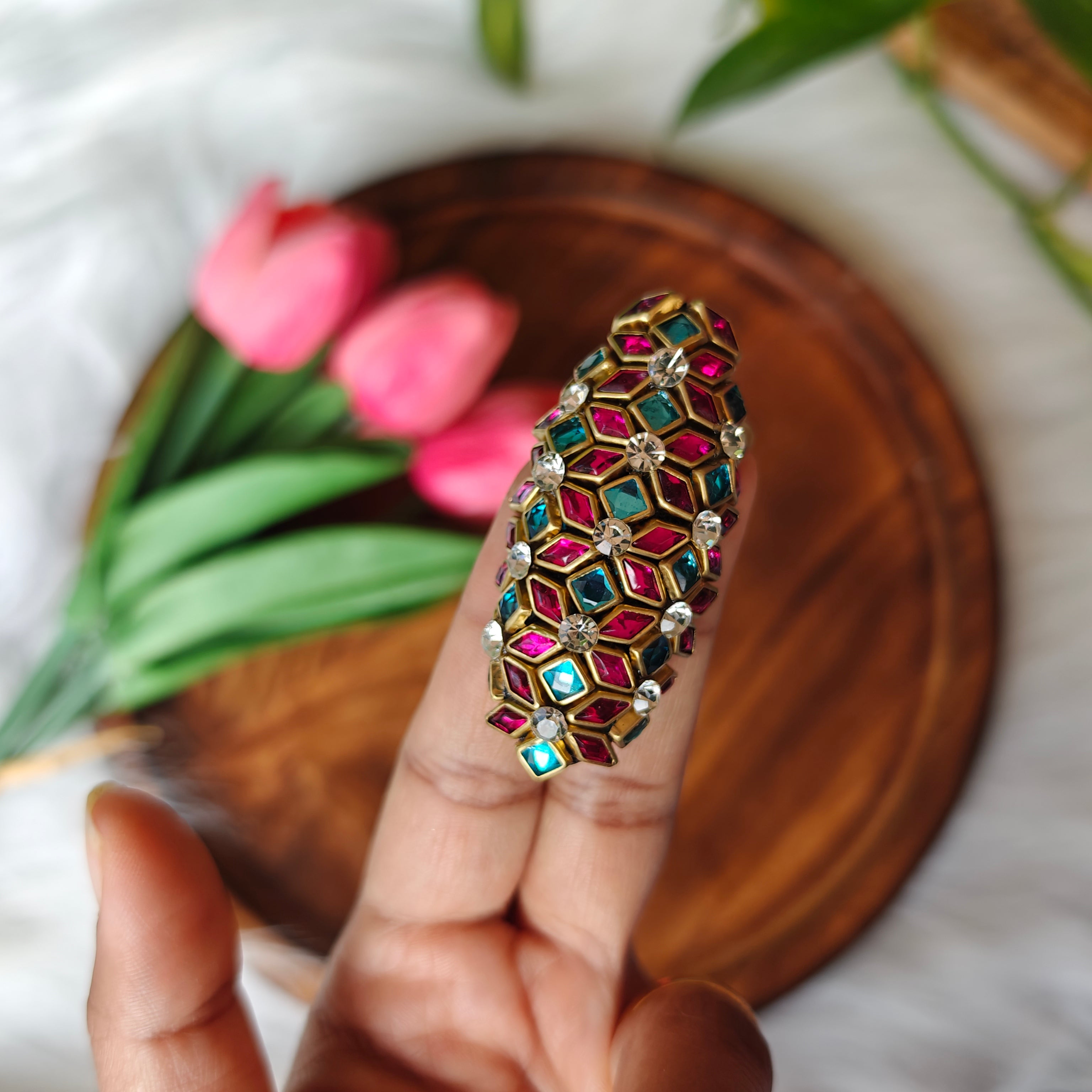 Handmade Kundan Saree Pin