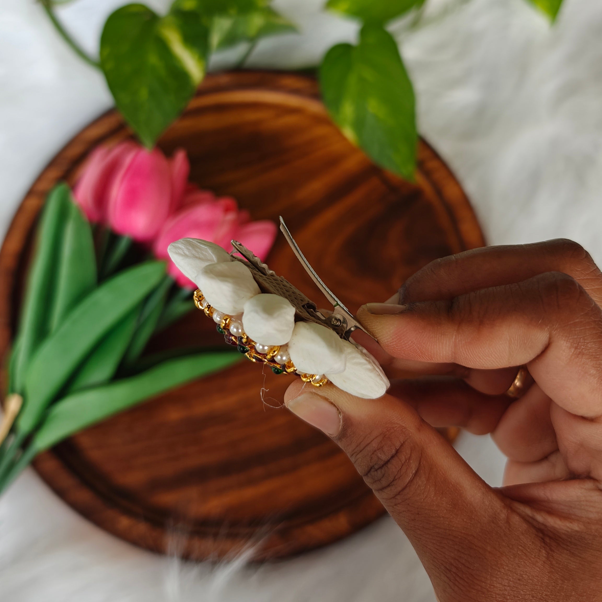 Jasmine Flower Hair Clip with Traditional Kemp Stone