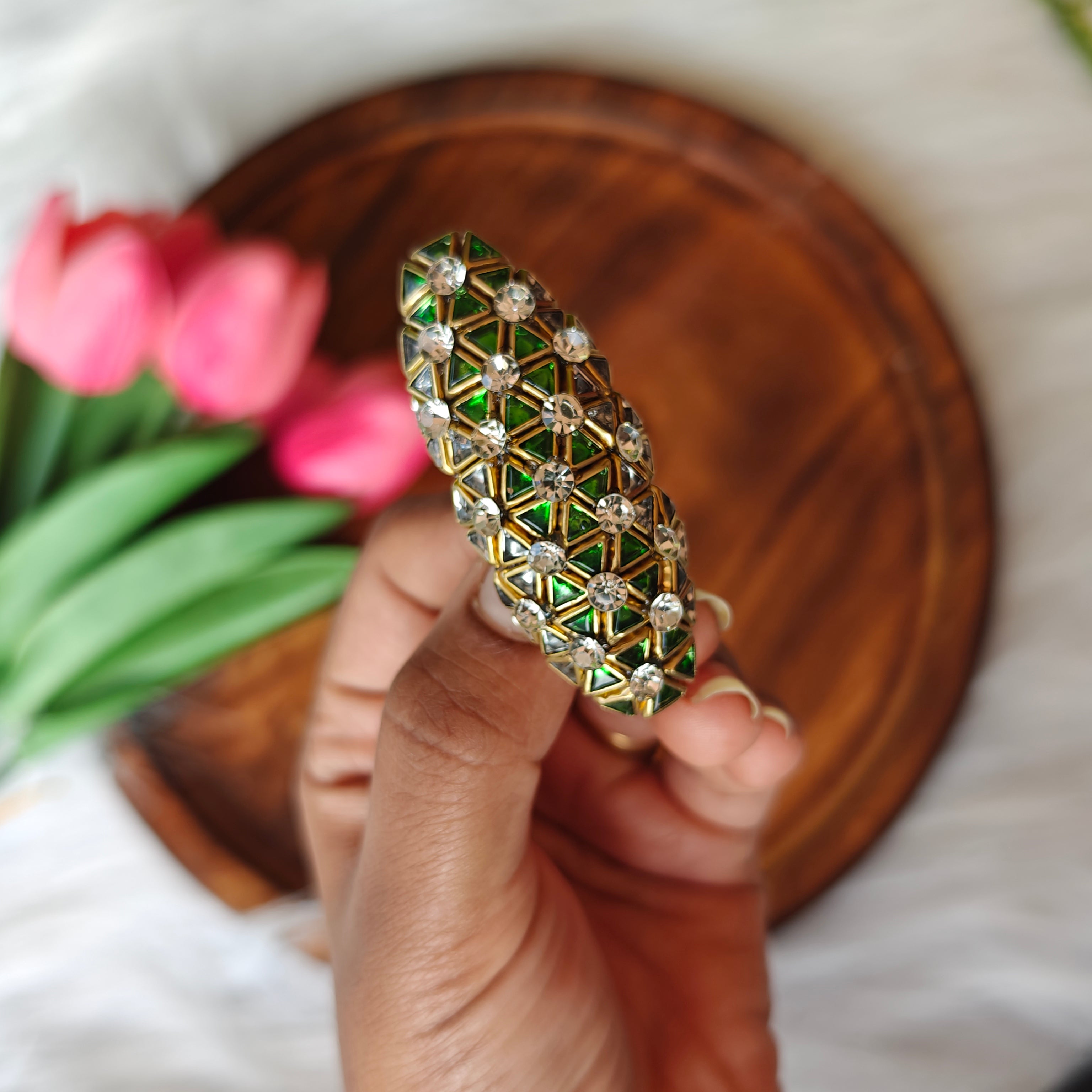 Handmade Kundan Saree Pin