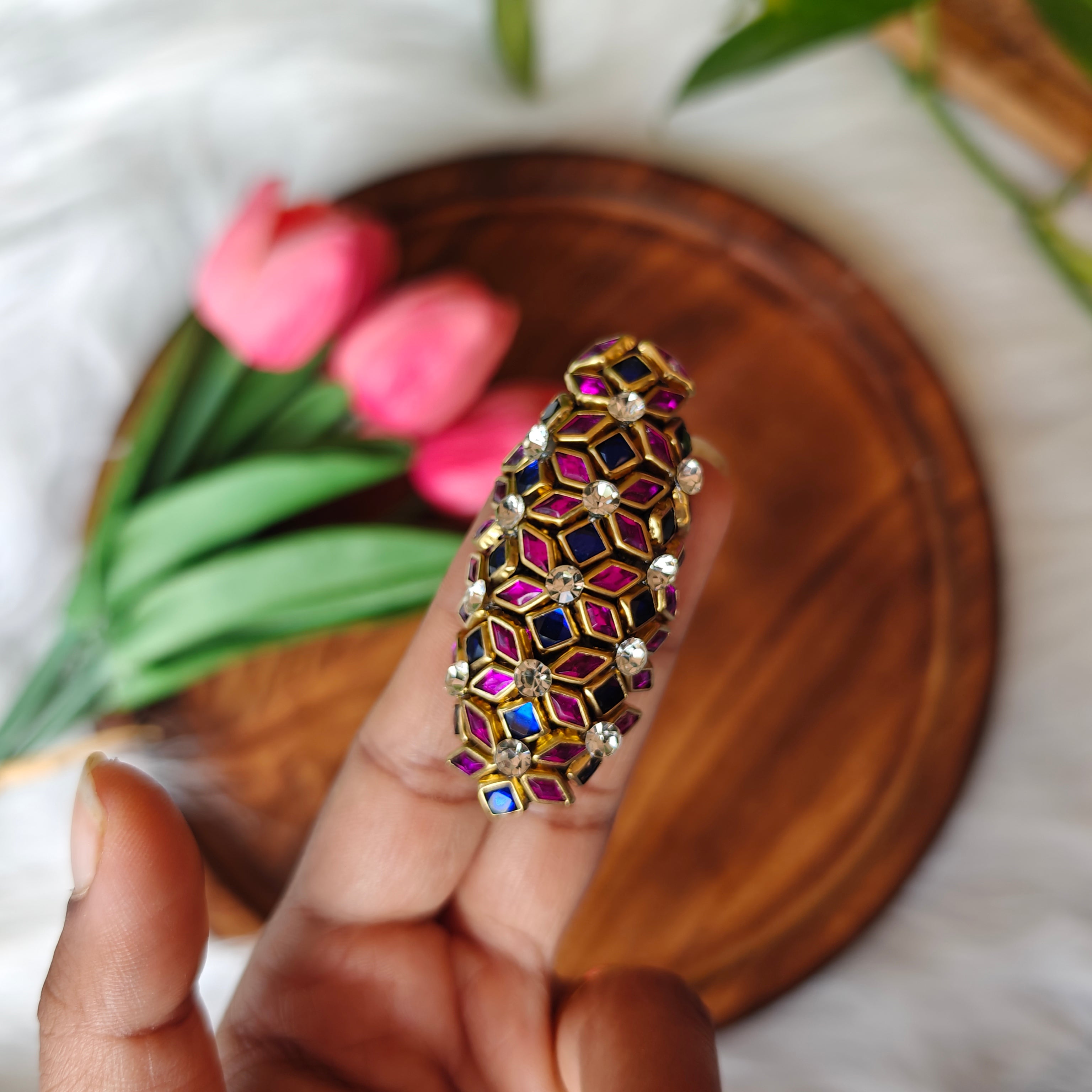 Handmade Kundan Saree Pin
