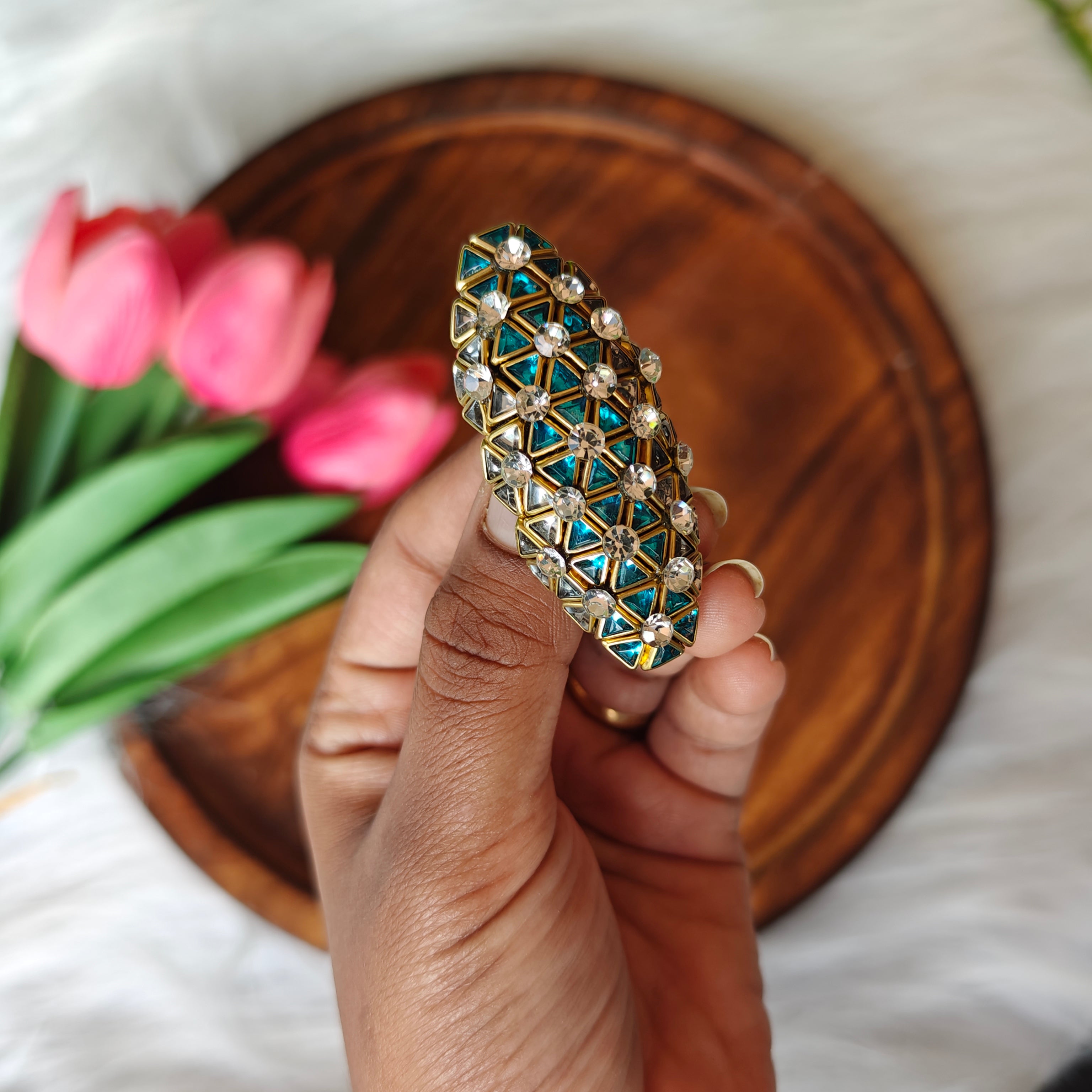 Handmade Kundan Saree Pin
