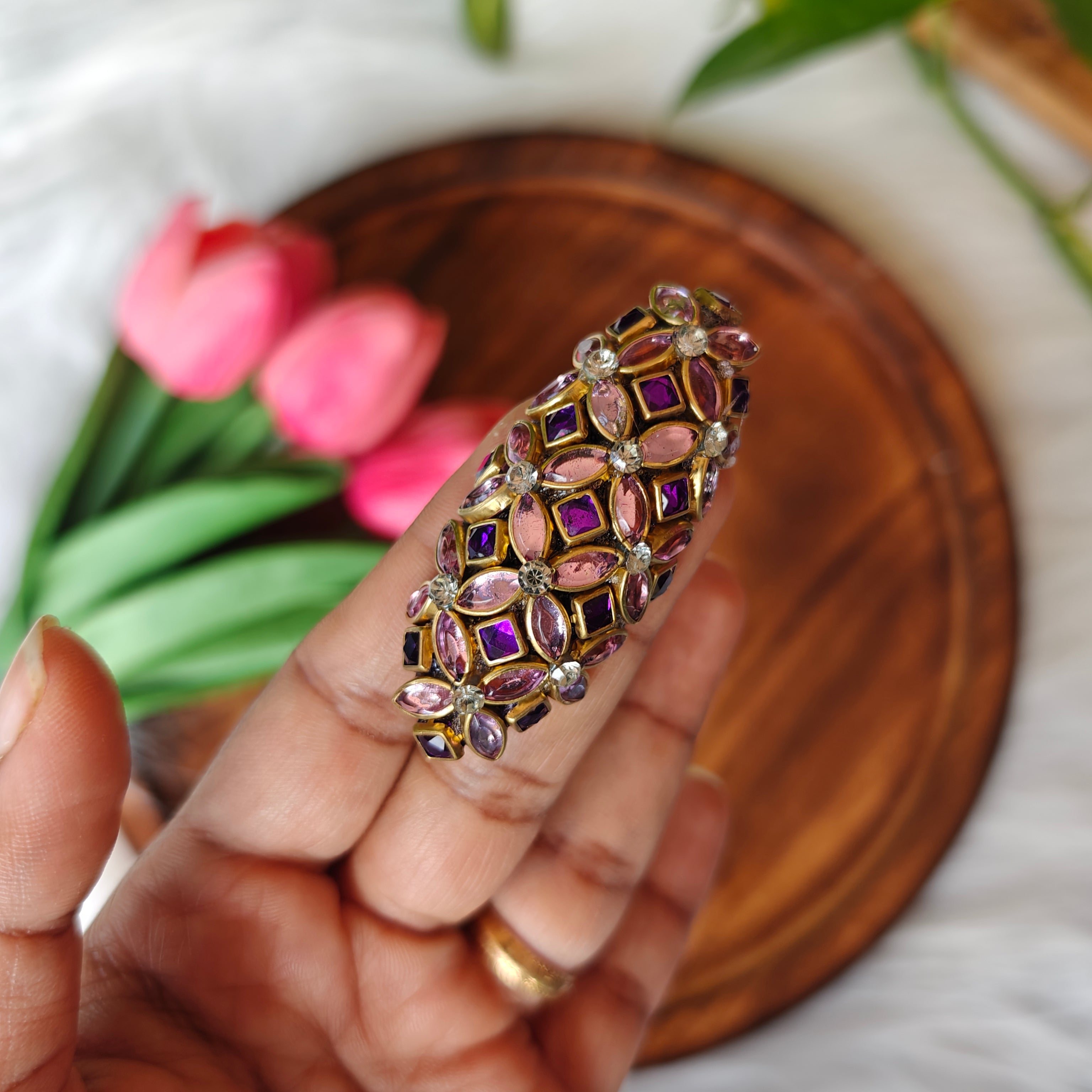 Handmade Kundan Saree Pin