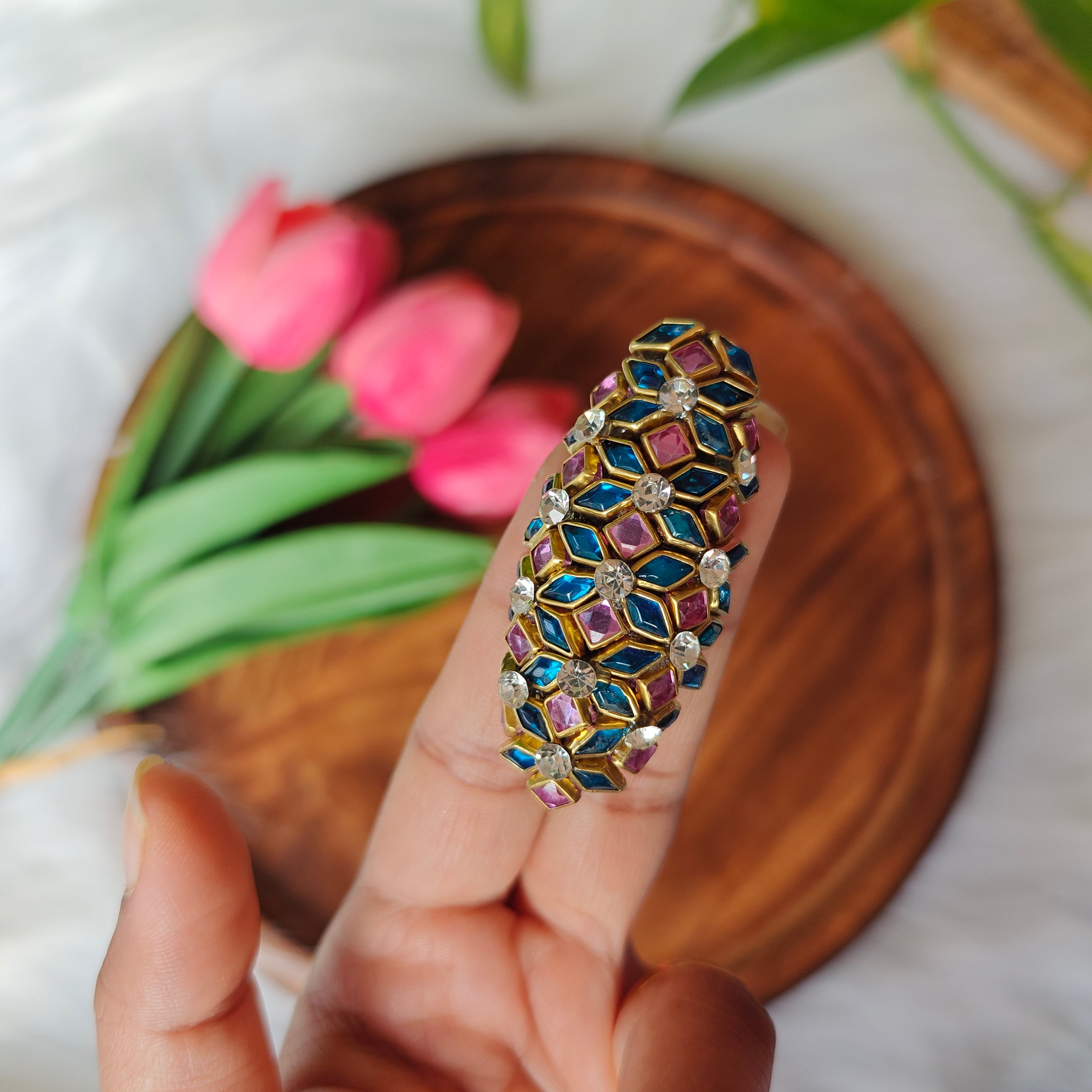 Handmade Kundan Saree Pin