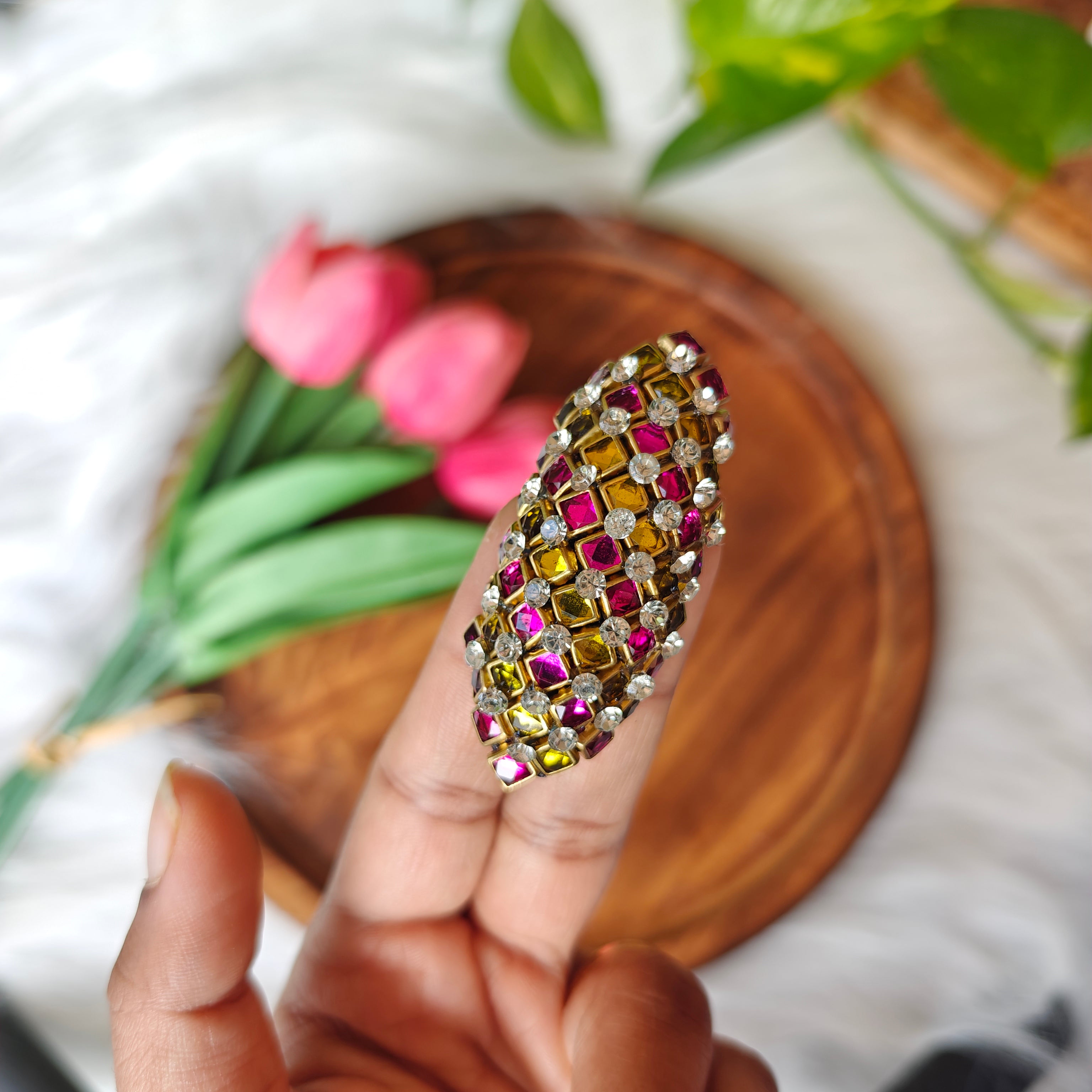 Handmade Kundan Saree Pin