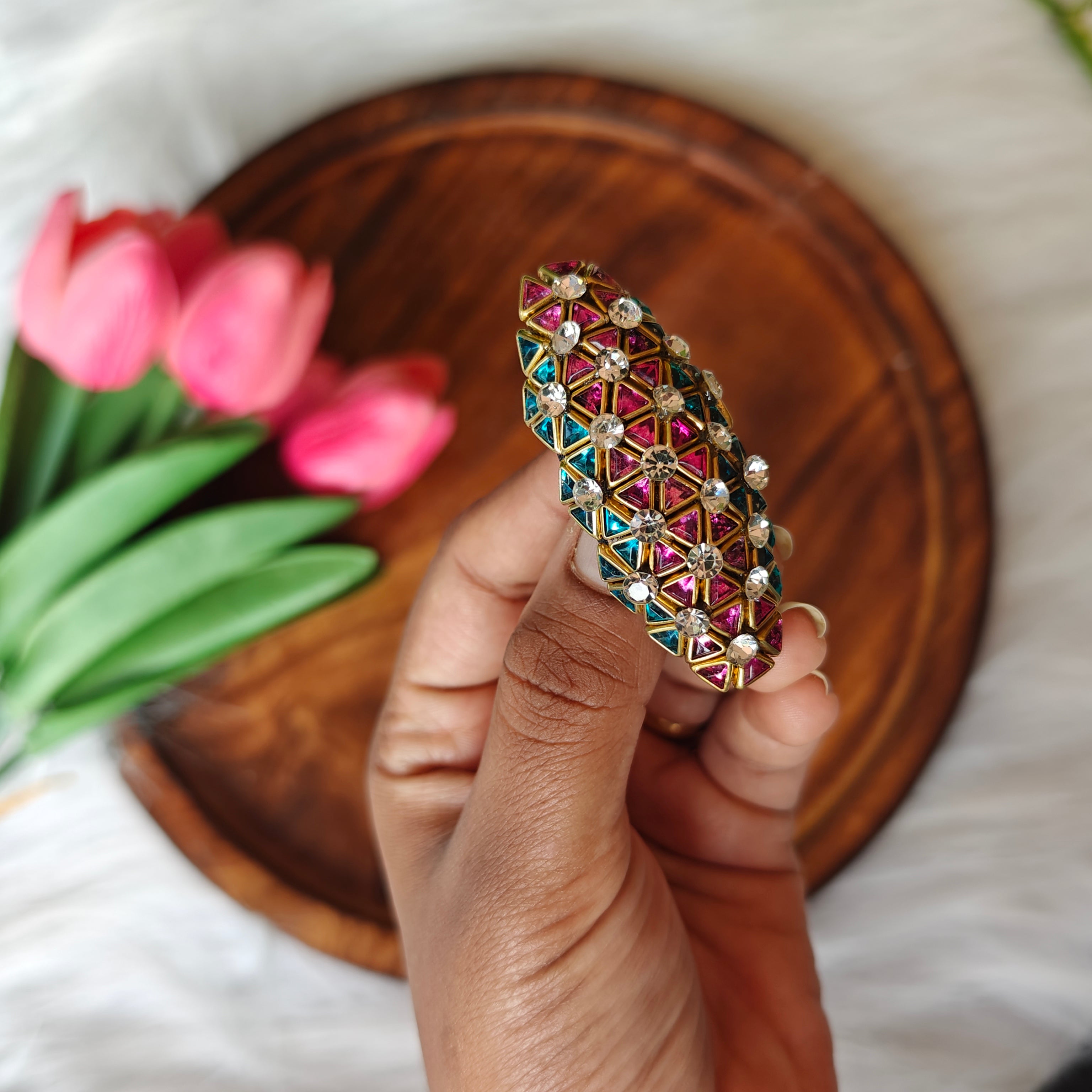 Handmade Kundan Saree Pin