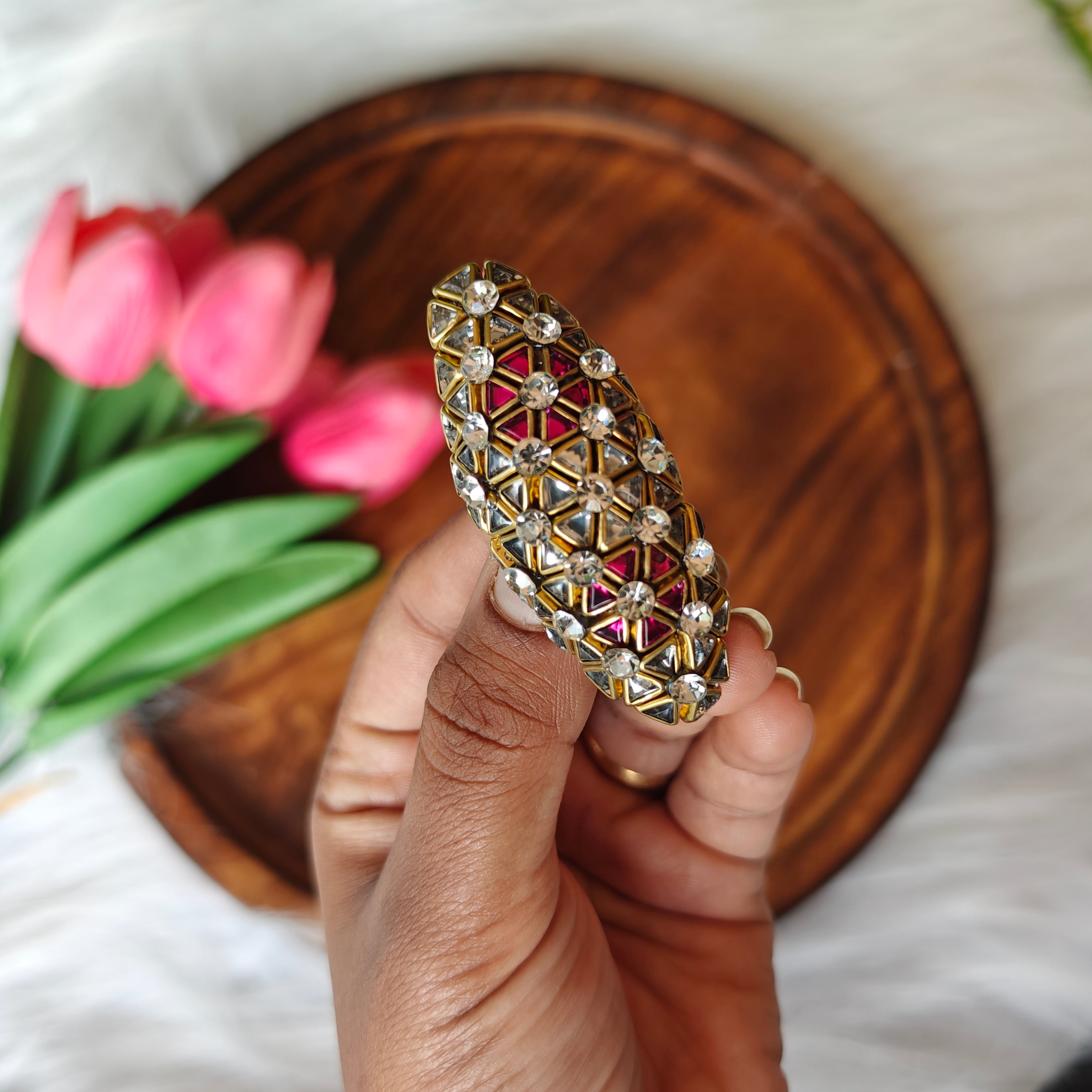 Handmade Kundan Saree Pin