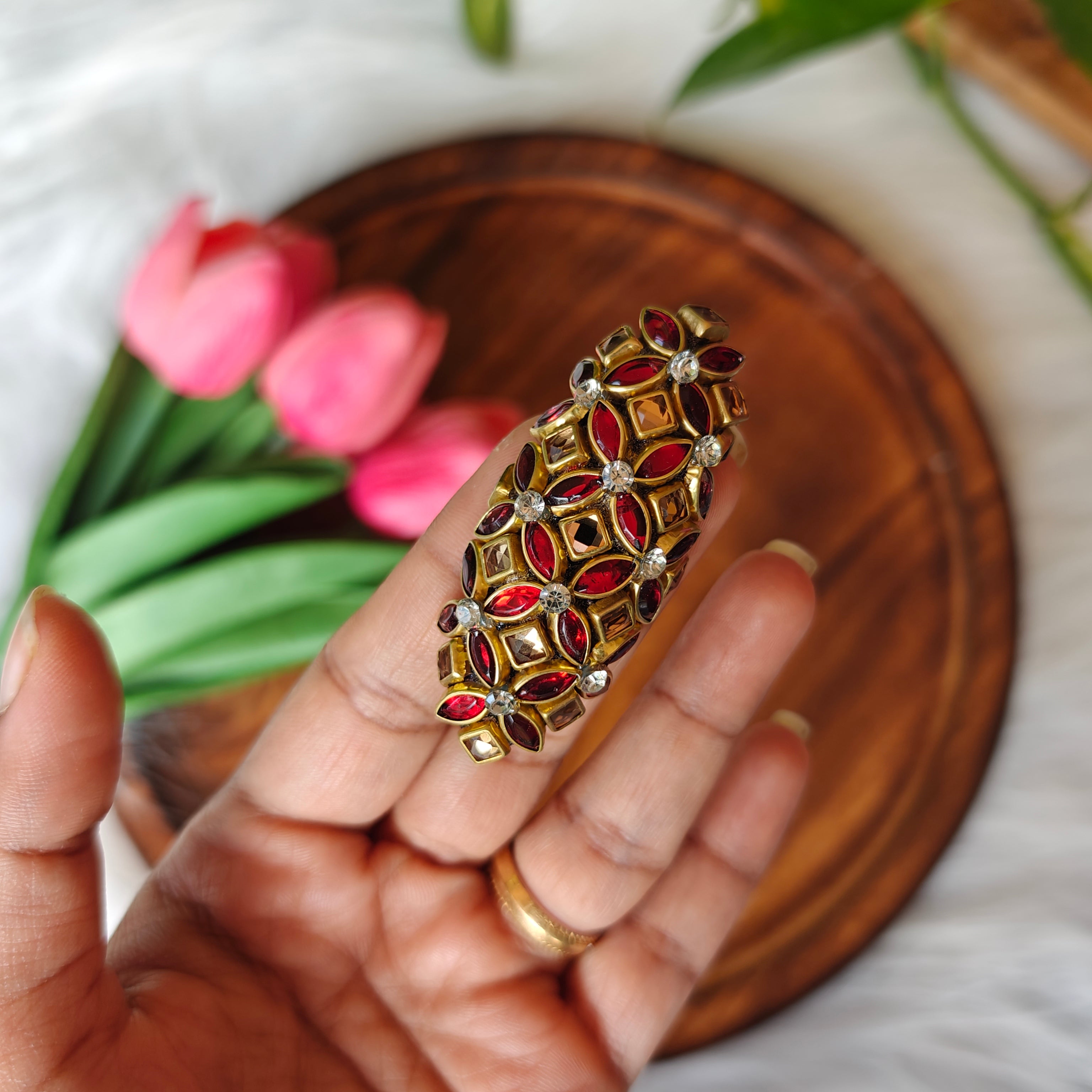 Handmade Kundan Saree Pin